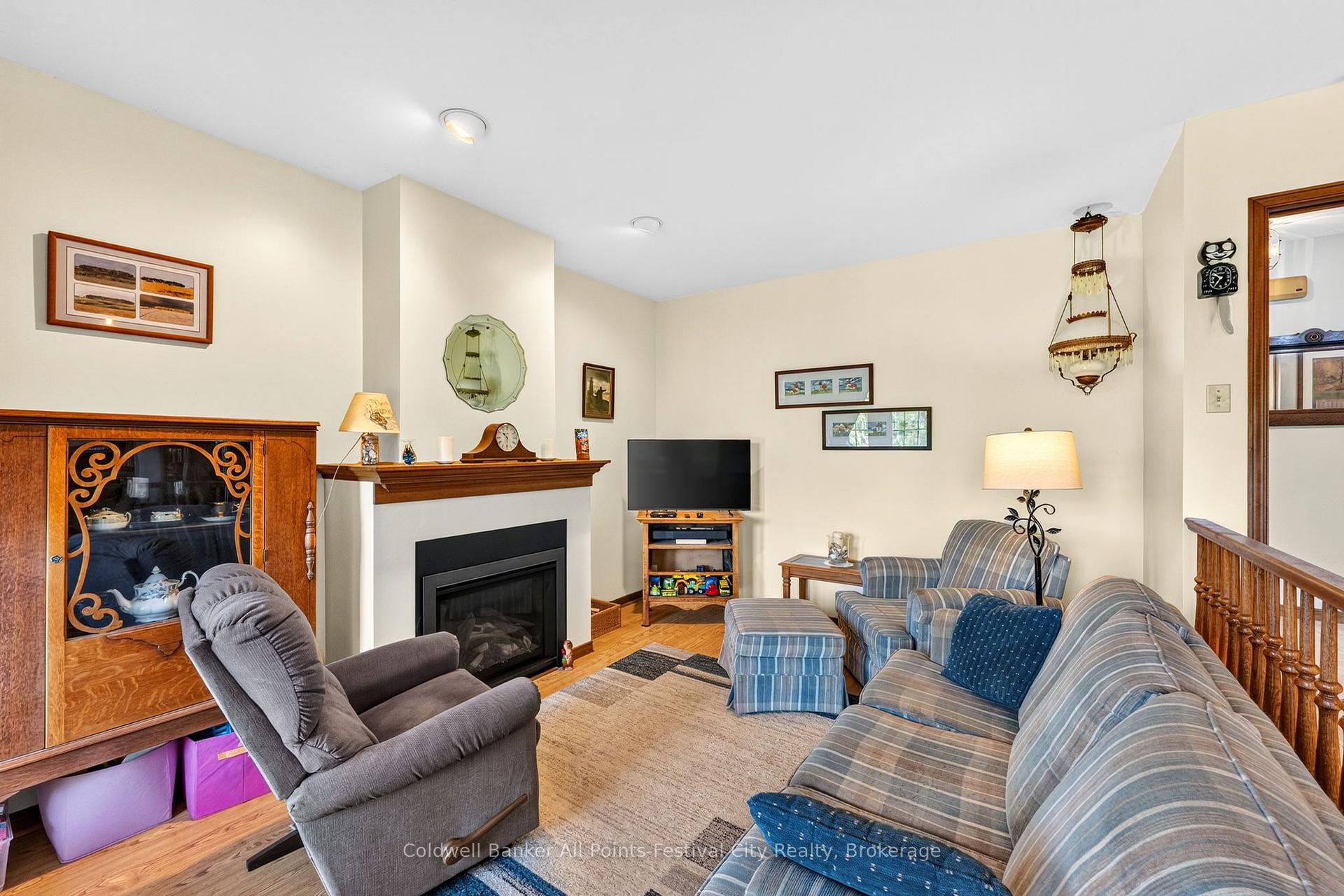 Photo 17 of 390 Eldon Street S, Goderich, Goderich (Town) — HOMEH