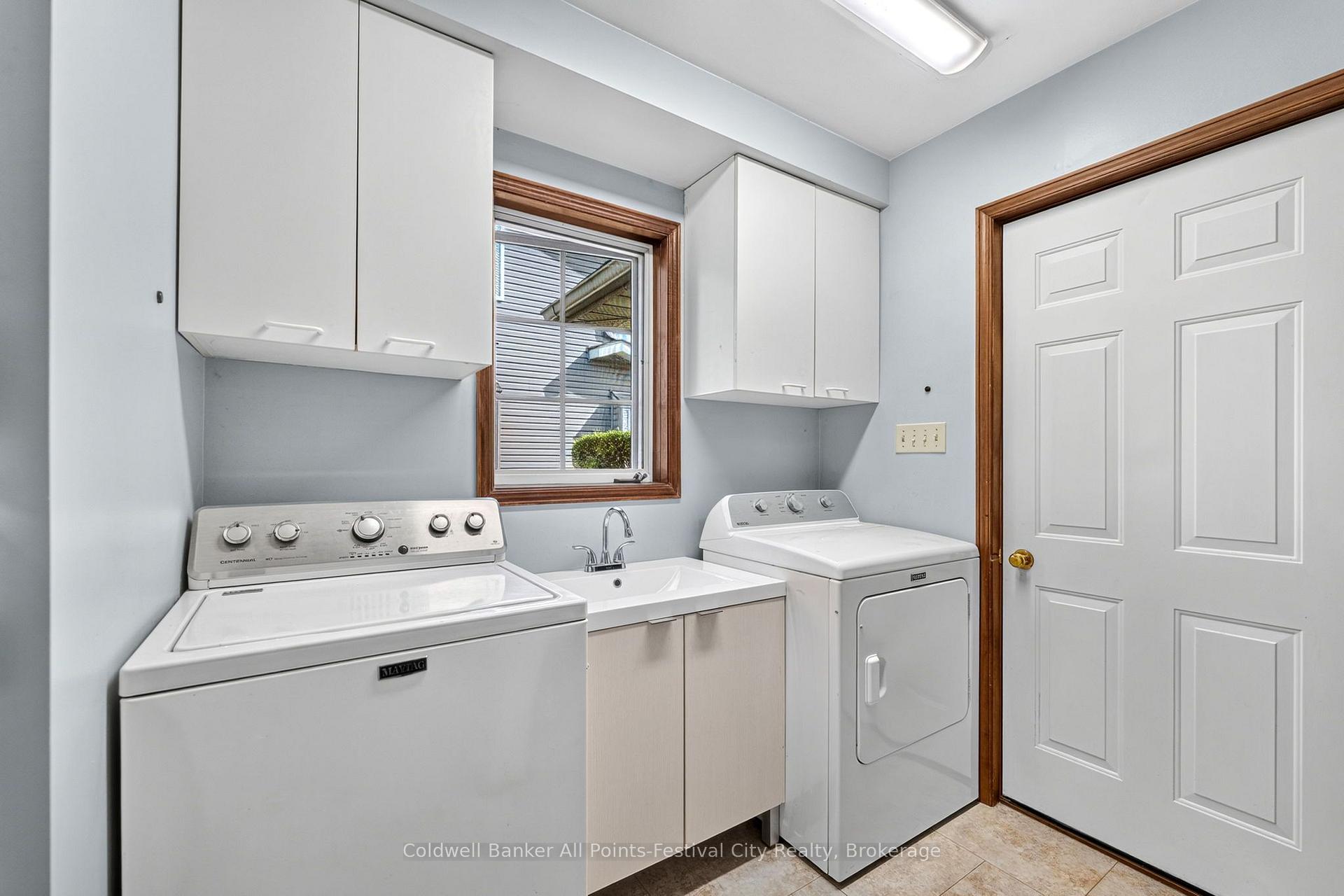 Photo 22 of 390 Eldon Street S, Goderich, Goderich (Town) — HOMEH