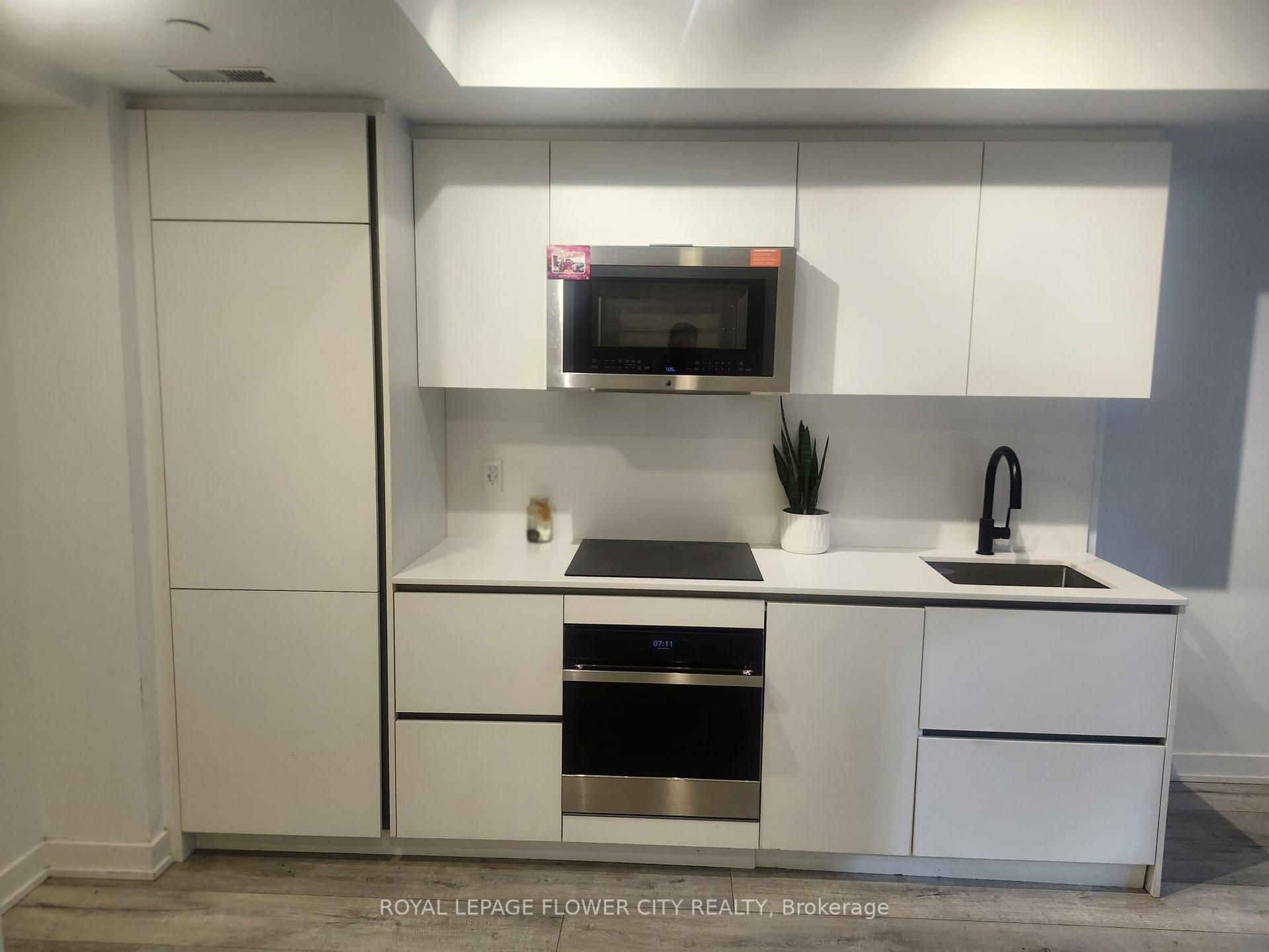 Photo 1 of Unit 704, 327 King Street W, Toronto, Waterfront Communities — HOMEH