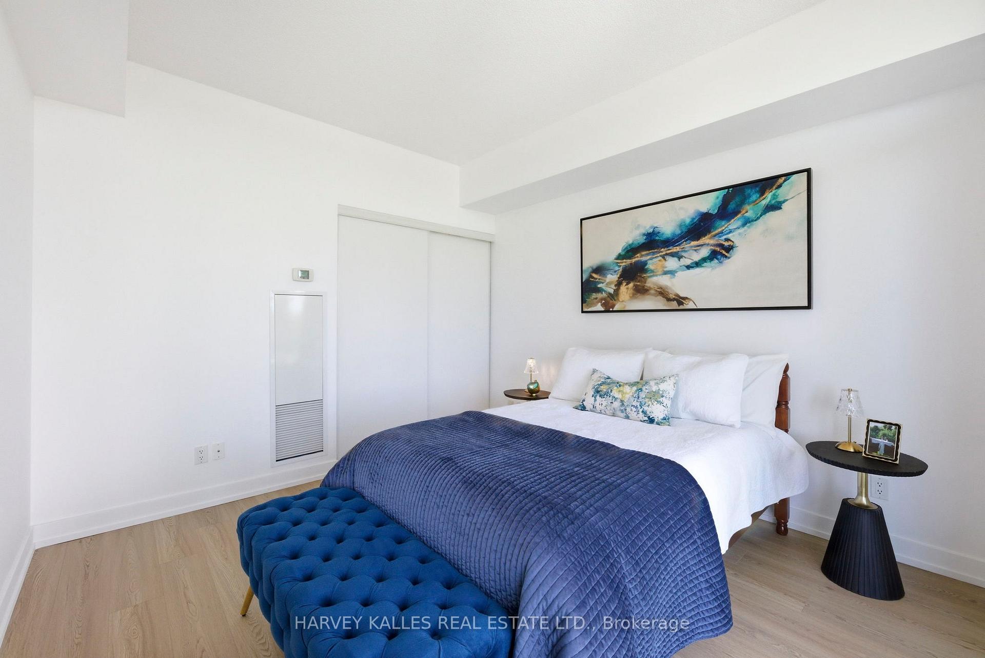 Photo 16 of Unit 701, 103 The Queensway, Toronto, High Park-Swansea — HOMEH