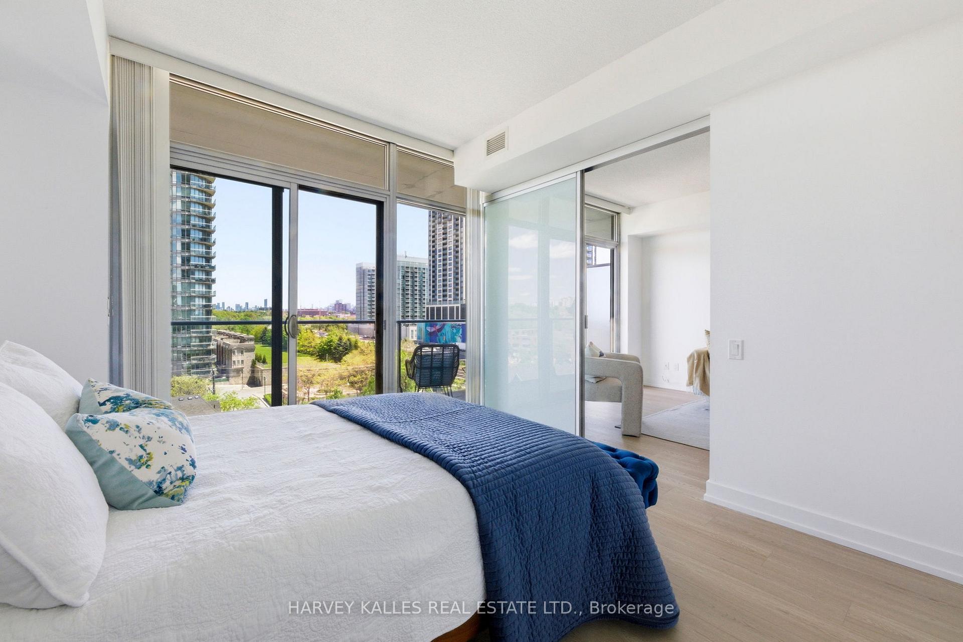 Photo 17 of Unit 701, 103 The Queensway, Toronto, High Park-Swansea — HOMEH