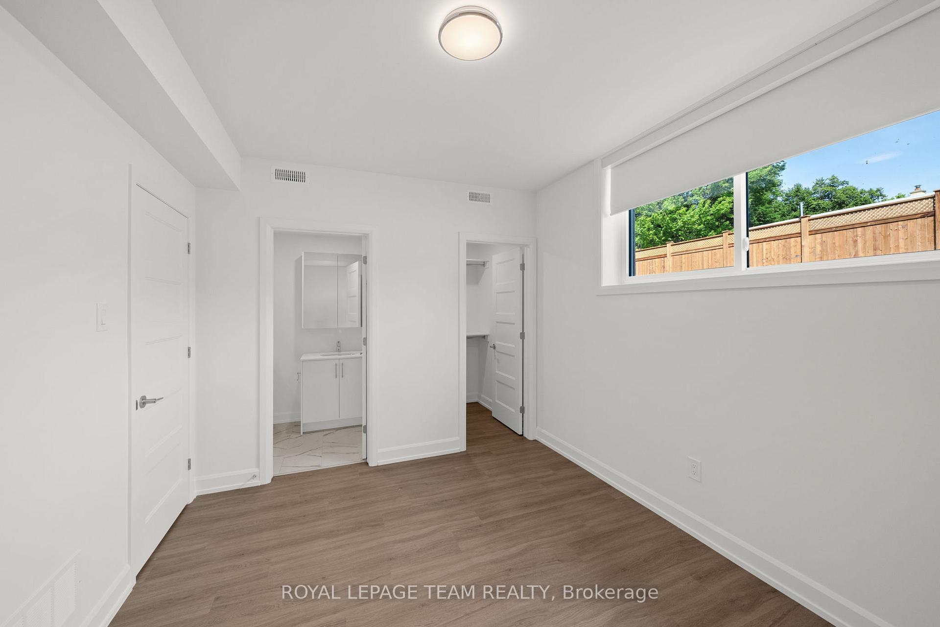Photo 16 of Unit C, 1231 Shillington Avenue, Ottawa, Carlington — HOMEH