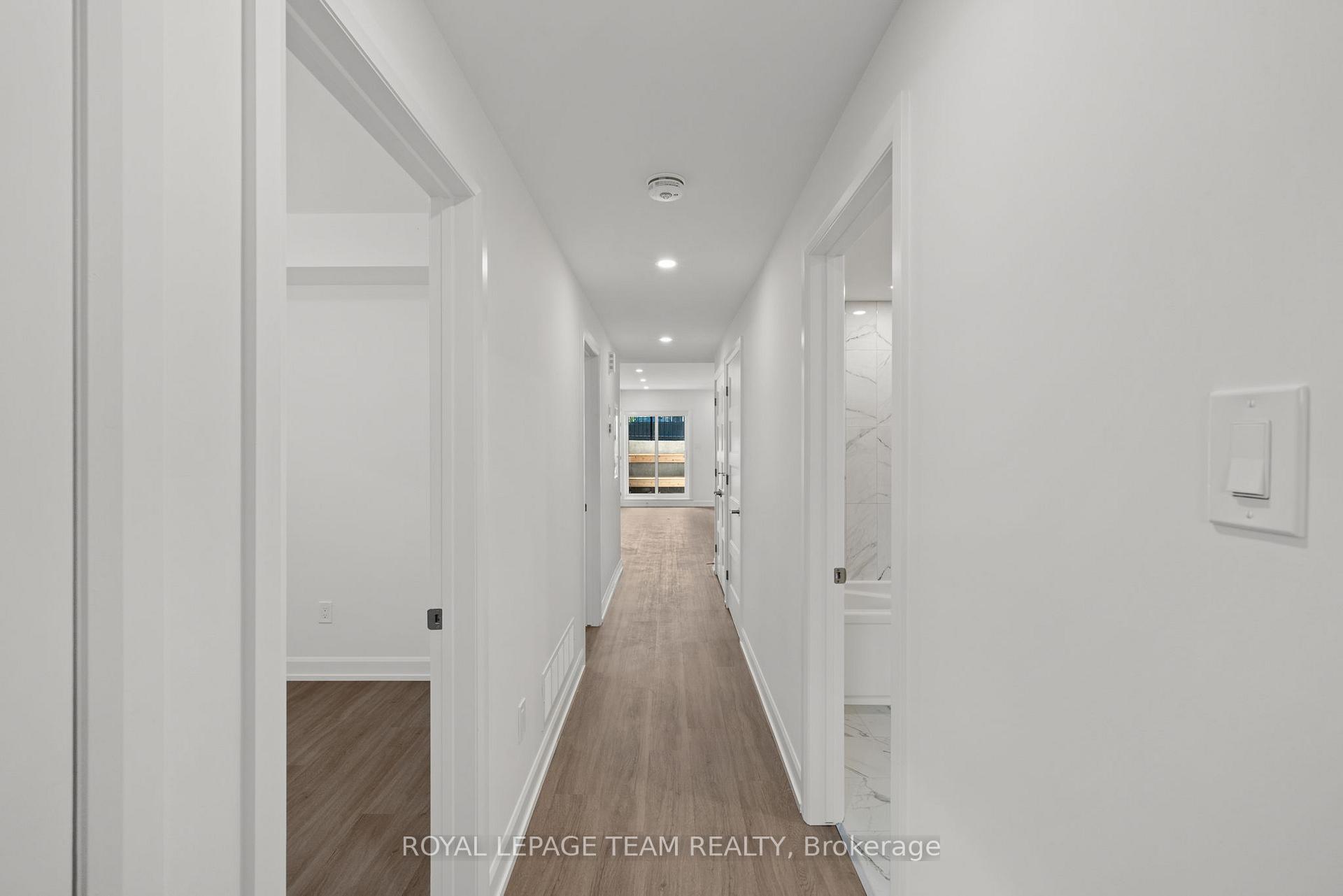 Photo 19 of Unit C, 1231 Shillington Avenue, Ottawa, Carlington — HOMEH