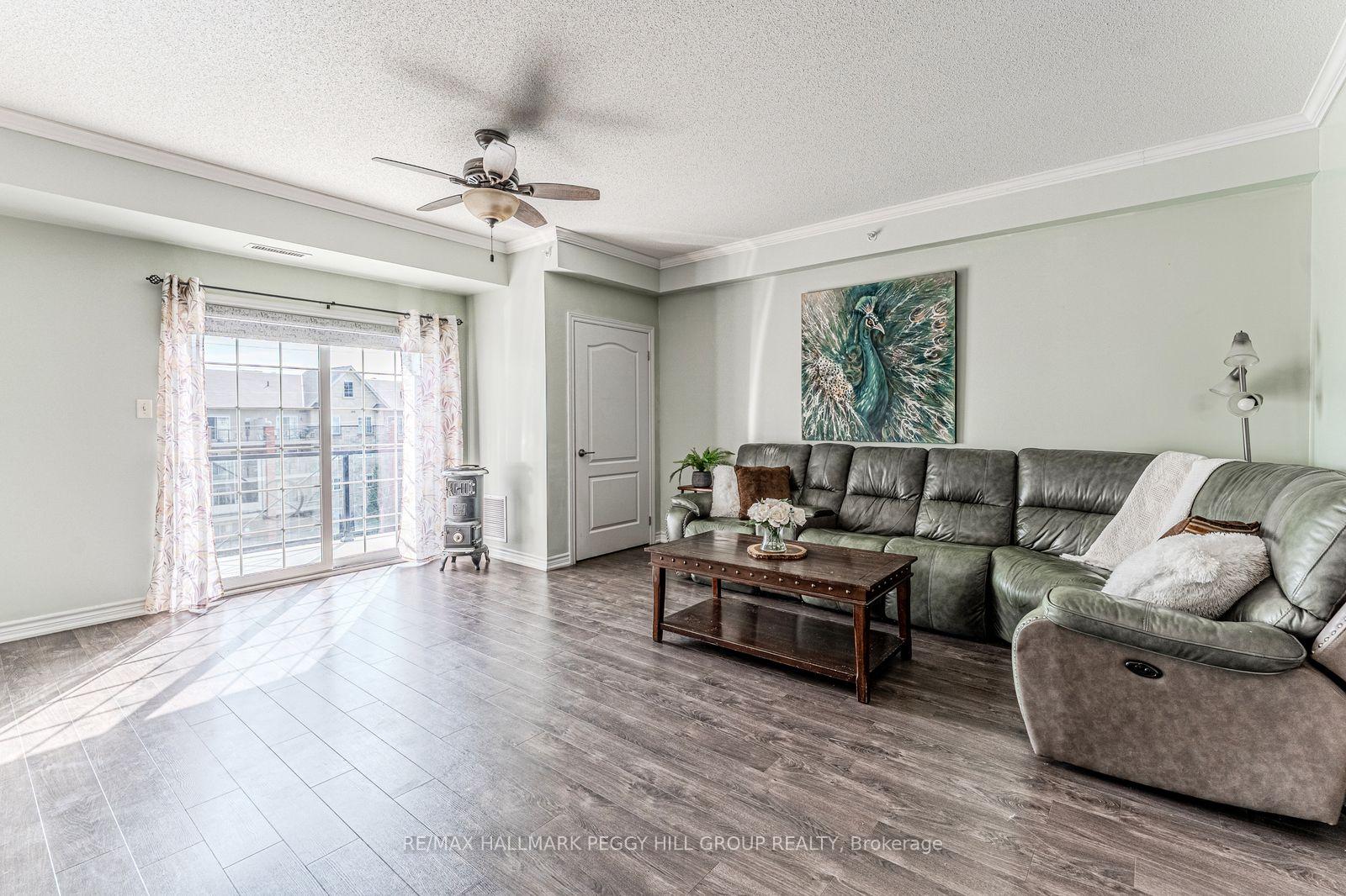 Photo 3 of Unit 402, 40 Ferndale Drive S, Barrie, Ardagh — HOMEH