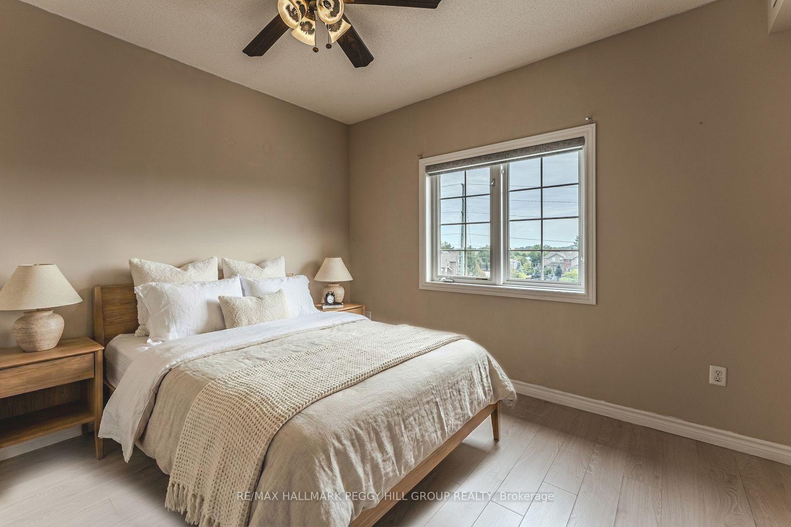 Photo 13 of Unit 402, 40 Ferndale Drive S, Barrie, Ardagh — HOMEH