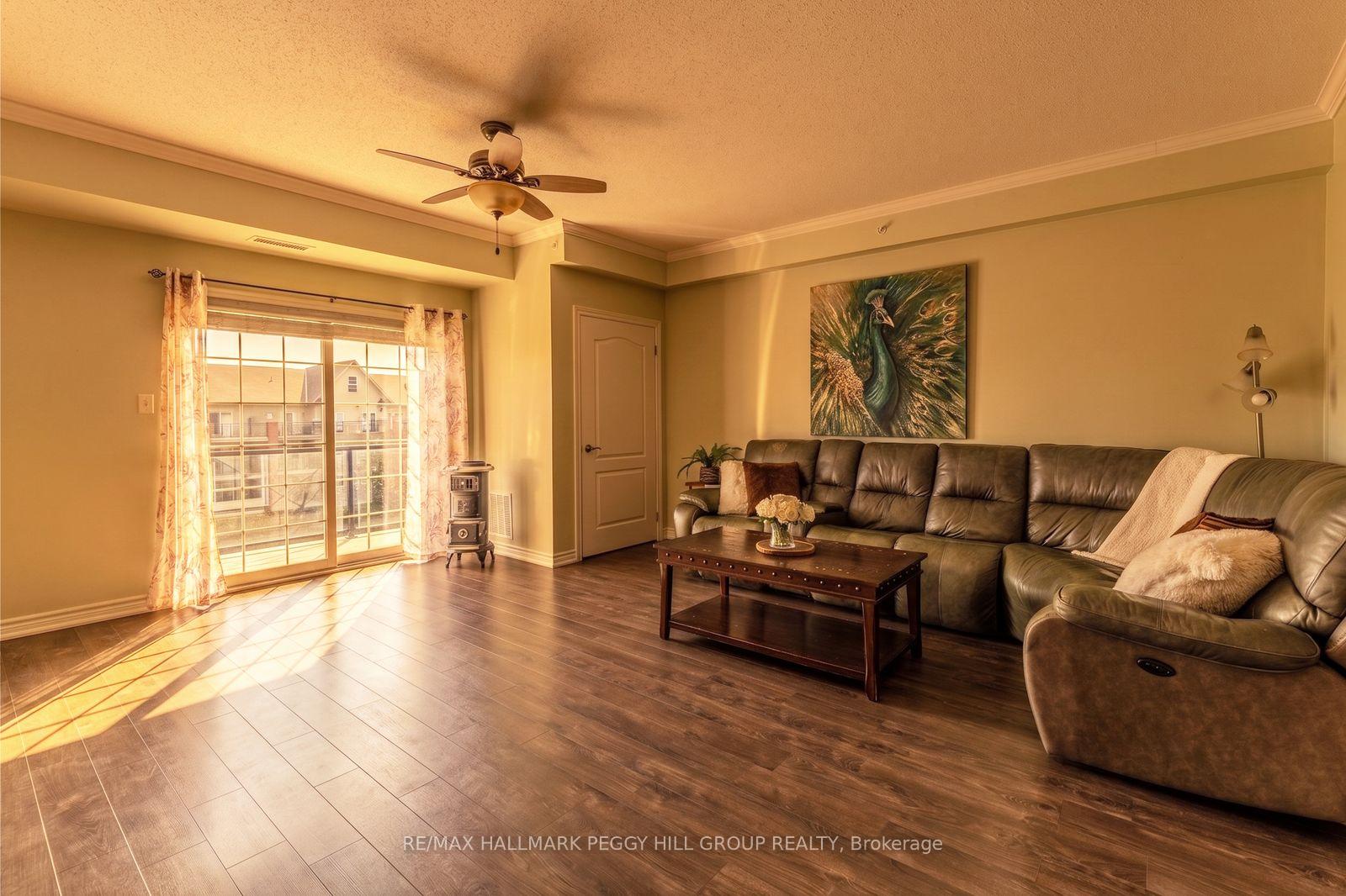 Photo 6 of Unit 402, 40 Ferndale Drive S, Barrie, Ardagh — HOMEH