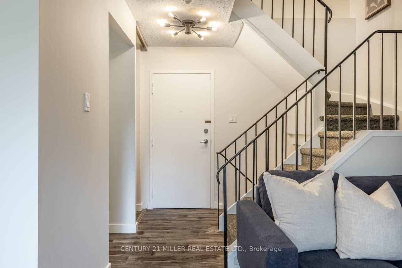 Photo 4 of Unit 199, 165 Cherokee Boulevard, North York, Pleasant View — HOMEH