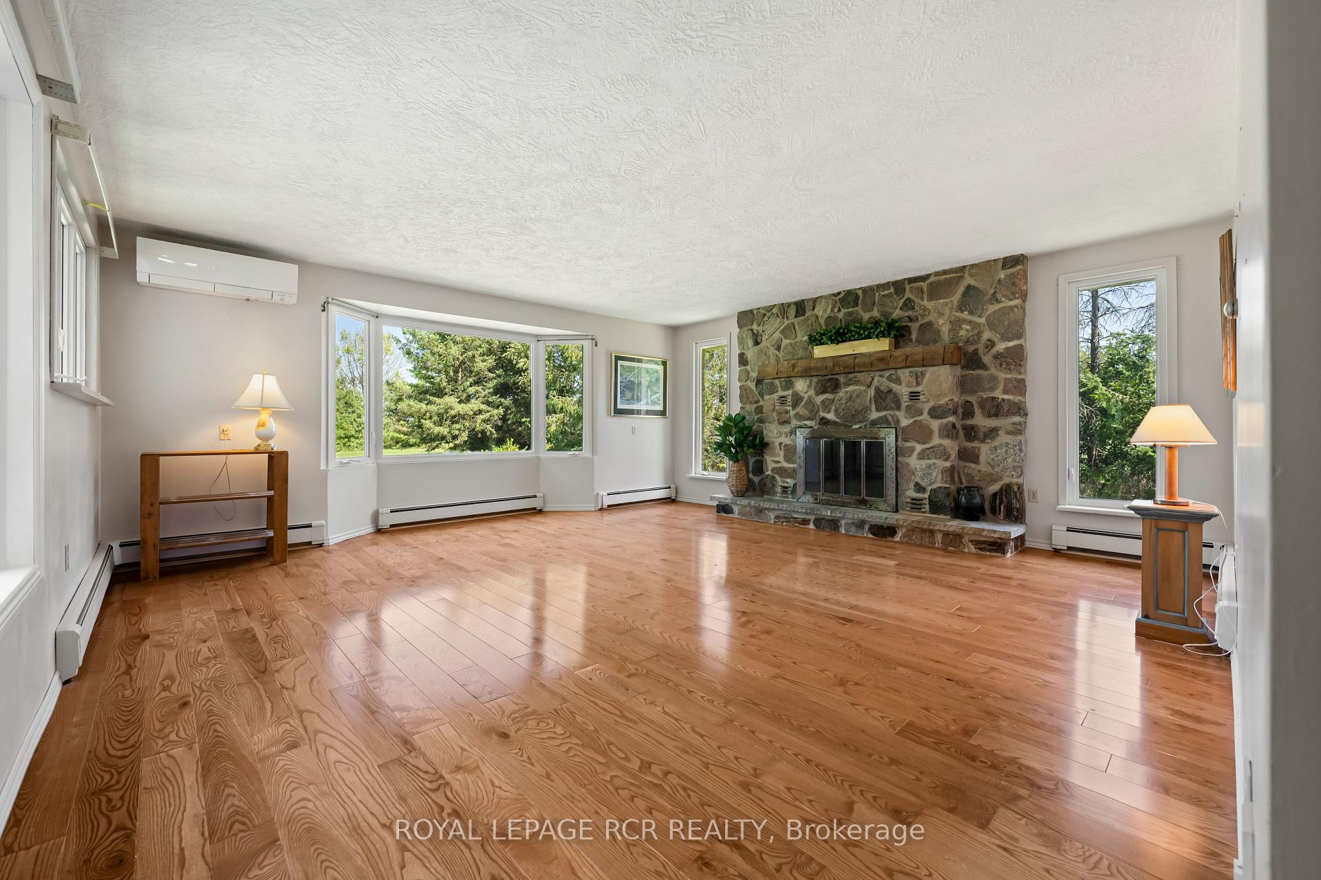 Photo 17 of 1319 10 Concession, Brockton — HOMEH