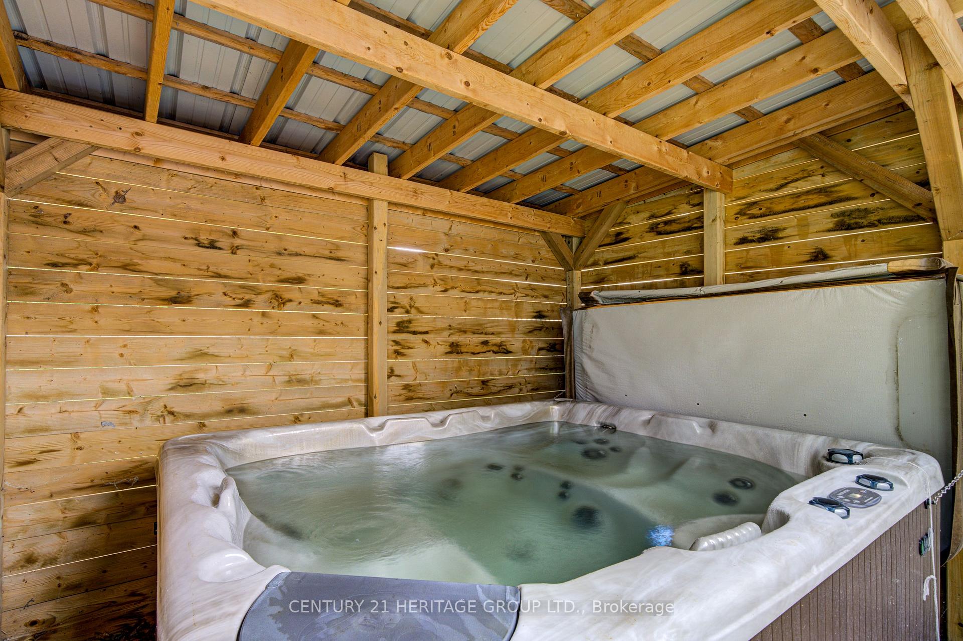 Photo 26 of 68 Dyer Drive, Wasaga Beach — HOMEH
