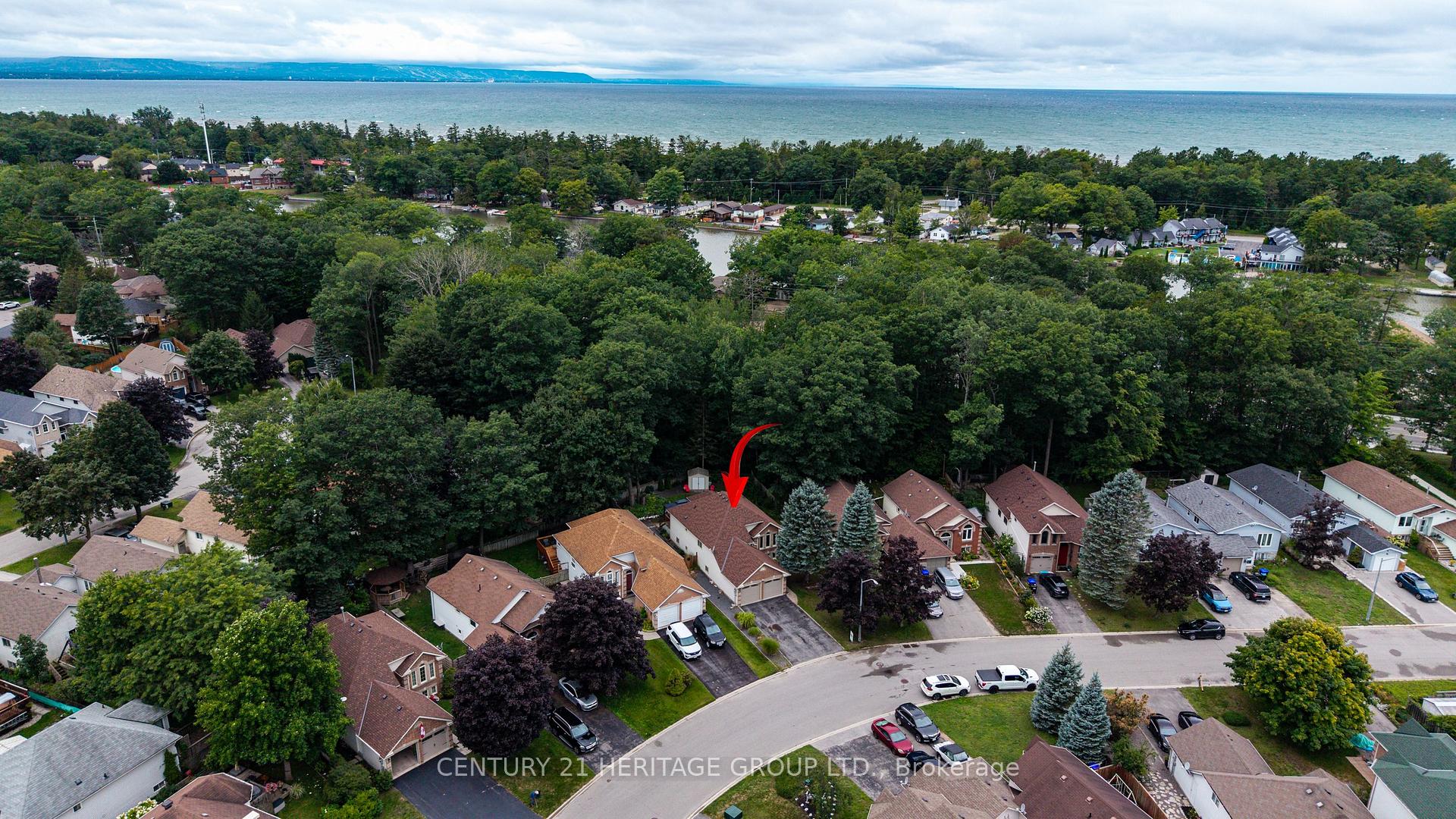 Photo 33 of 68 Dyer Drive, Wasaga Beach — HOMEH