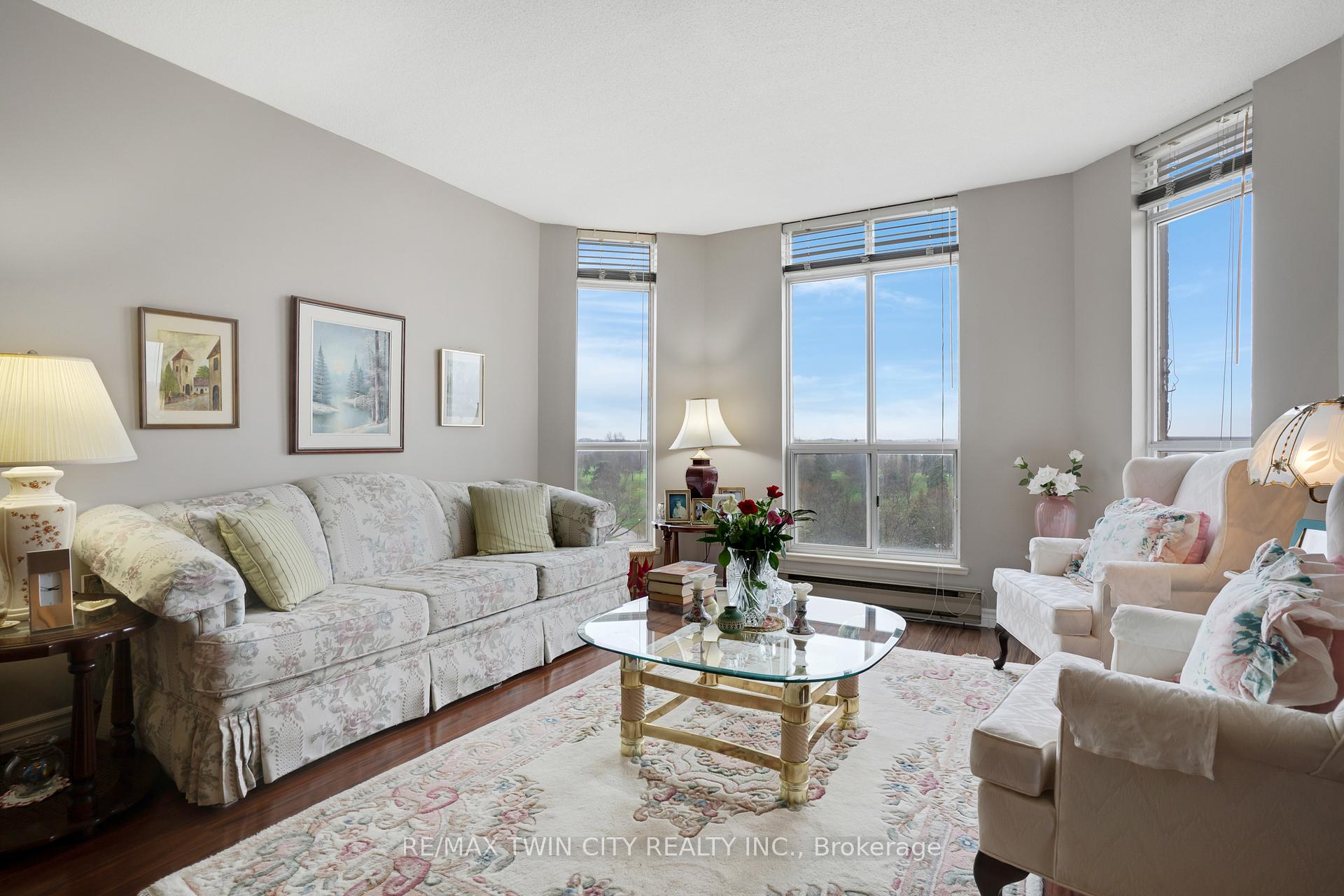 Photo 9 of Unit 703, 1414 King Street E, Kitchener, King East — HOMEH