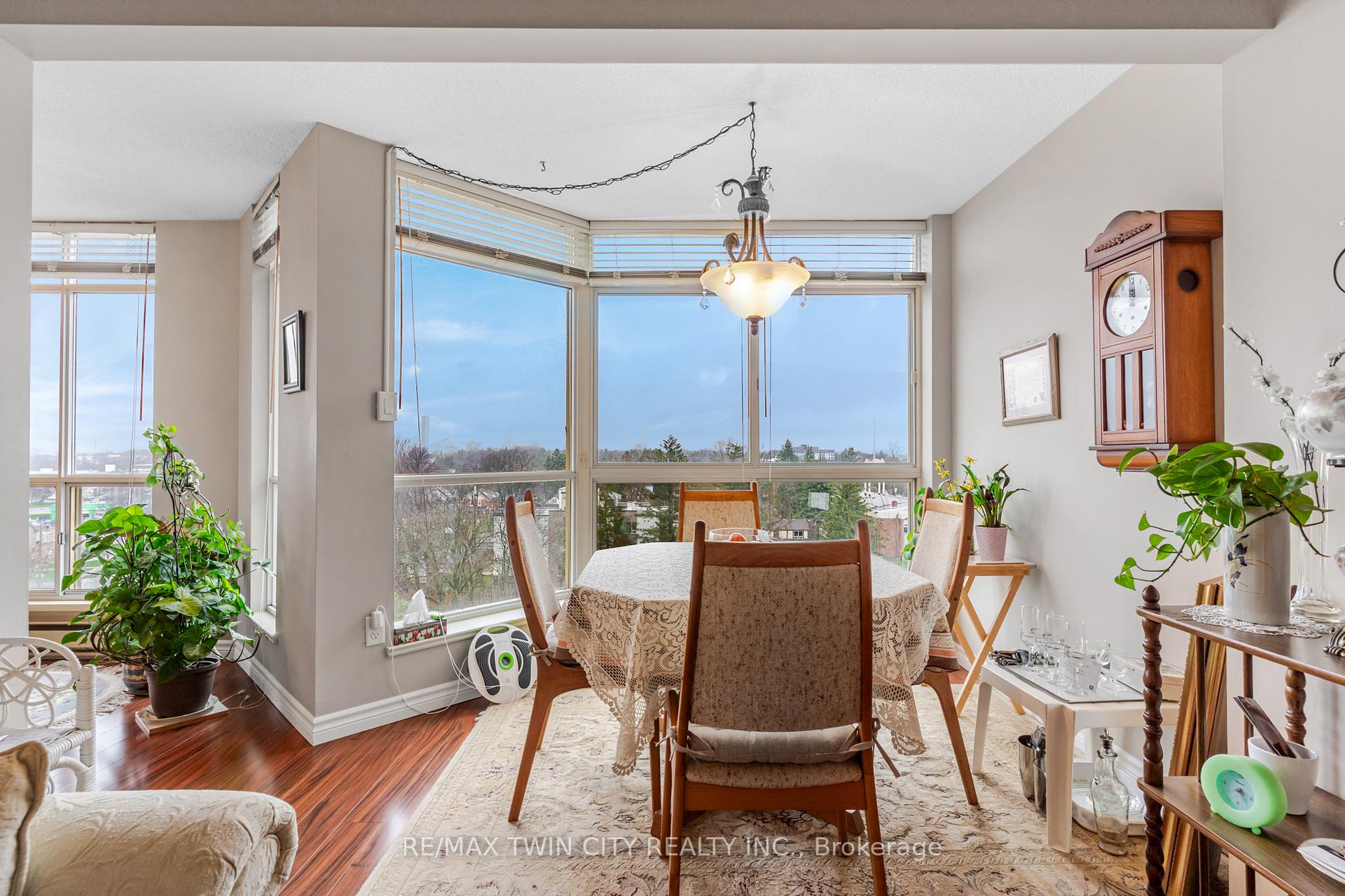 Photo 19 of Unit 703, 1414 King Street E, Kitchener, King East — HOMEH