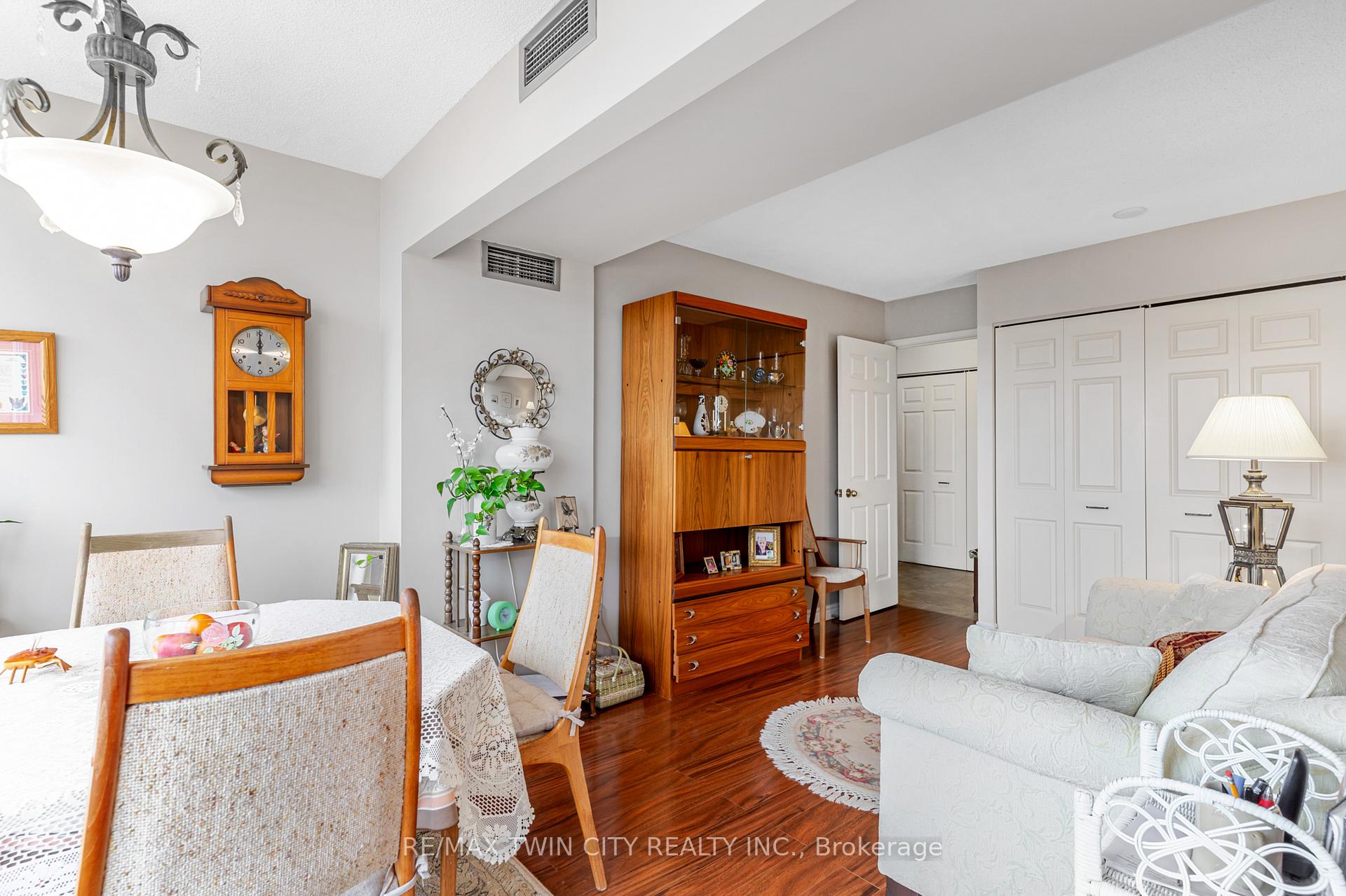 Photo 20 of Unit 703, 1414 King Street E, Kitchener, King East — HOMEH