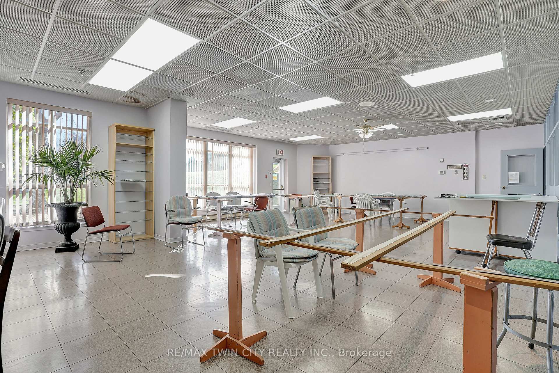 Photo 34 of Unit 703, 1414 King Street E, Kitchener, King East — HOMEH
