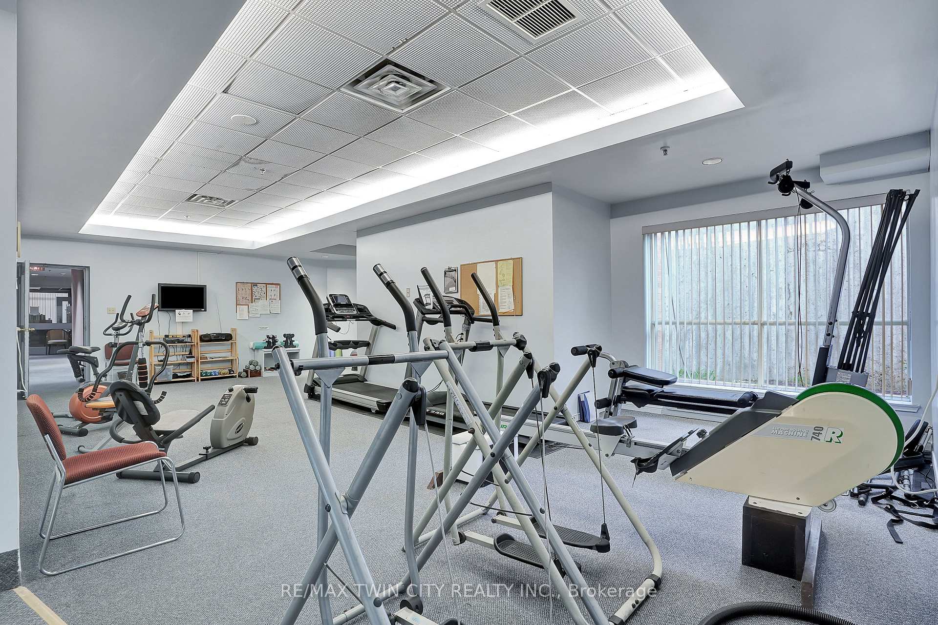 Photo 36 of Unit 703, 1414 King Street E, Kitchener, King East — HOMEH