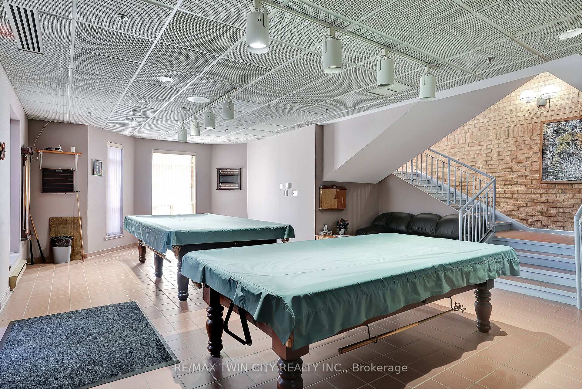Photo 39 of Unit 703, 1414 King Street E, Kitchener, King East — HOMEH