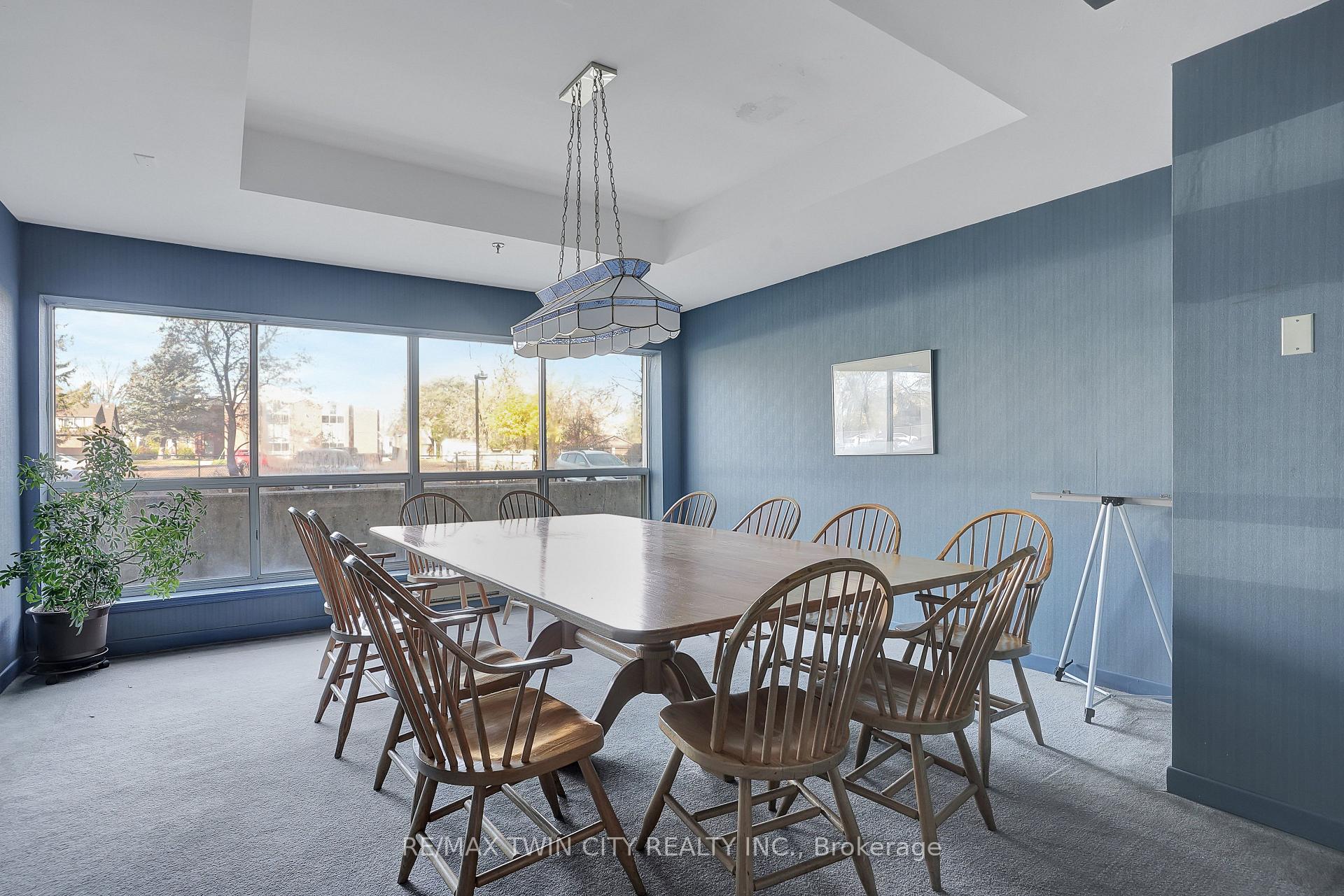 Photo 46 of Unit 703, 1414 King Street E, Kitchener, King East — HOMEH