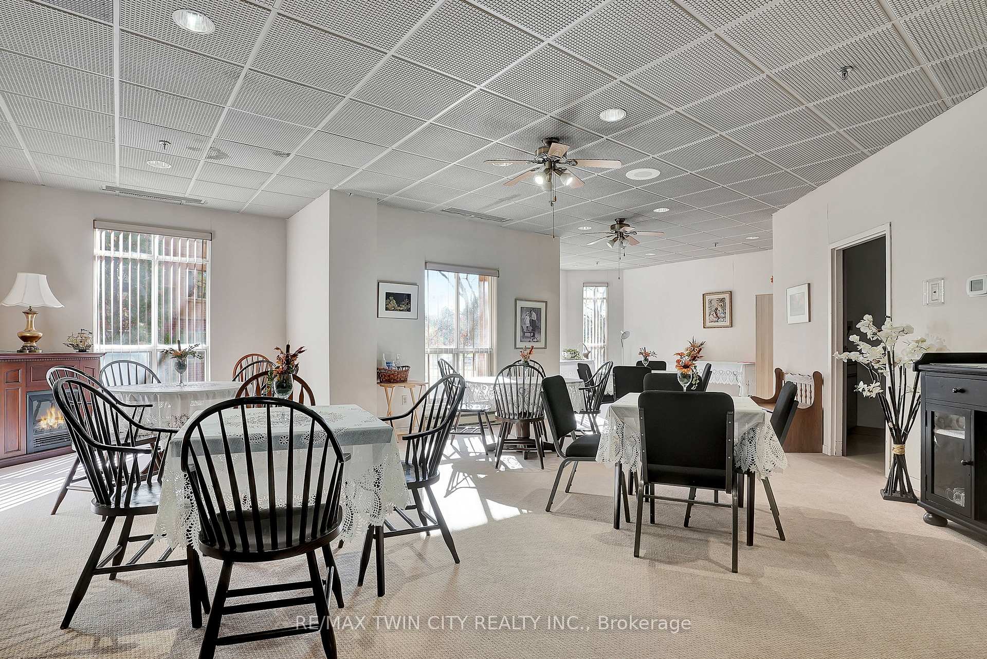 Photo 47 of Unit 703, 1414 King Street E, Kitchener, King East — HOMEH