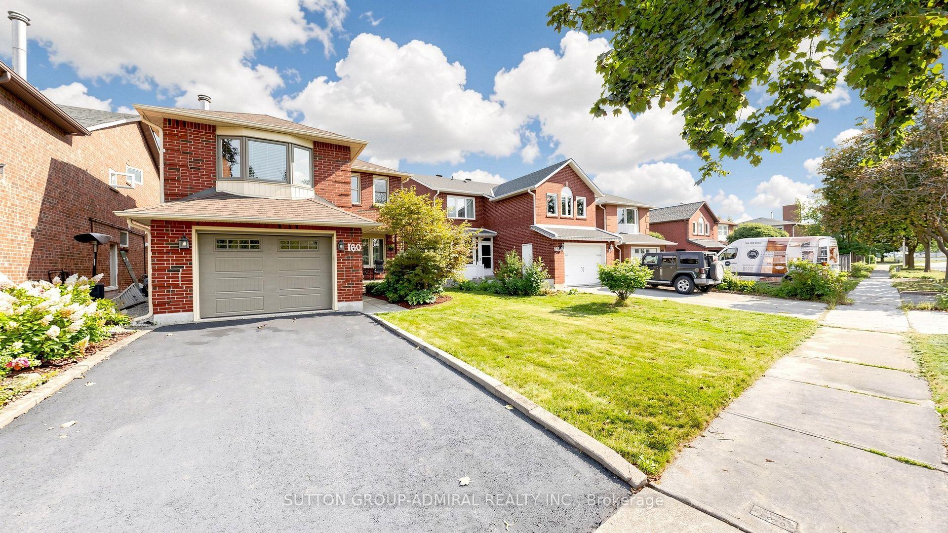 Photo 3 of 160 Marlott Road, Vaughan, Maple — HOMEH