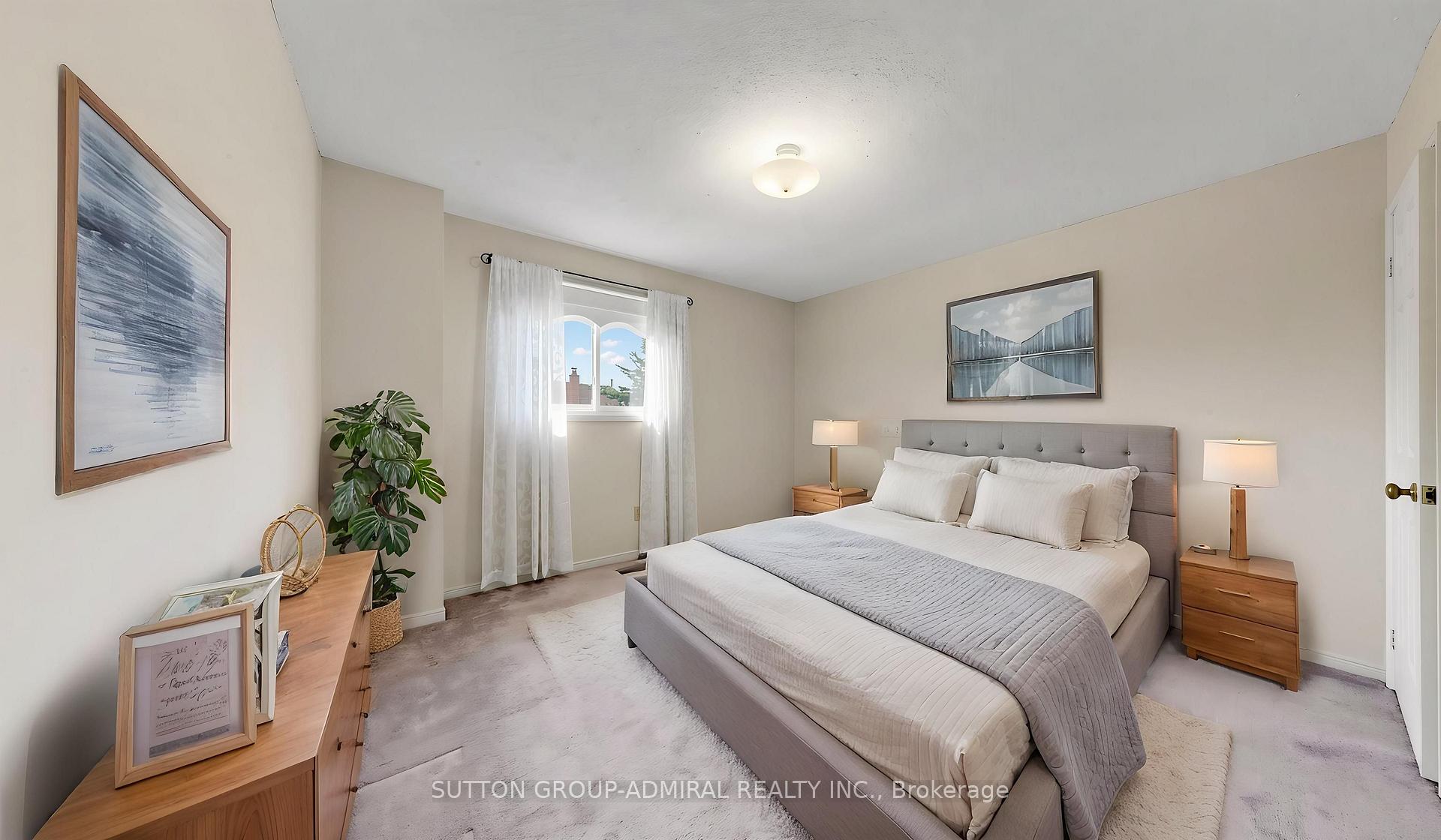 Photo 27 of 160 Marlott Road, Vaughan, Maple — HOMEH