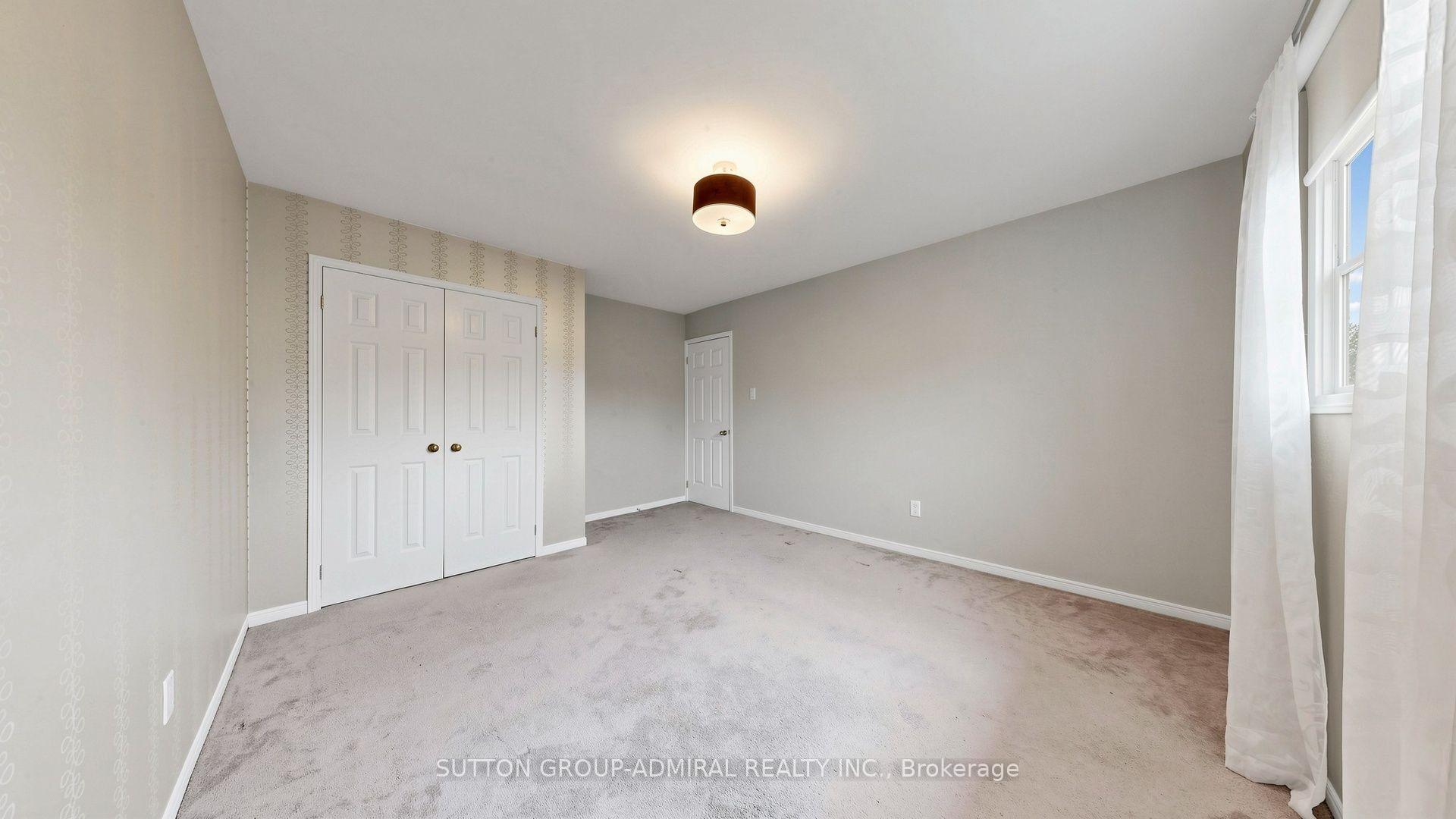 Photo 32 of 160 Marlott Road, Vaughan, Maple — HOMEH