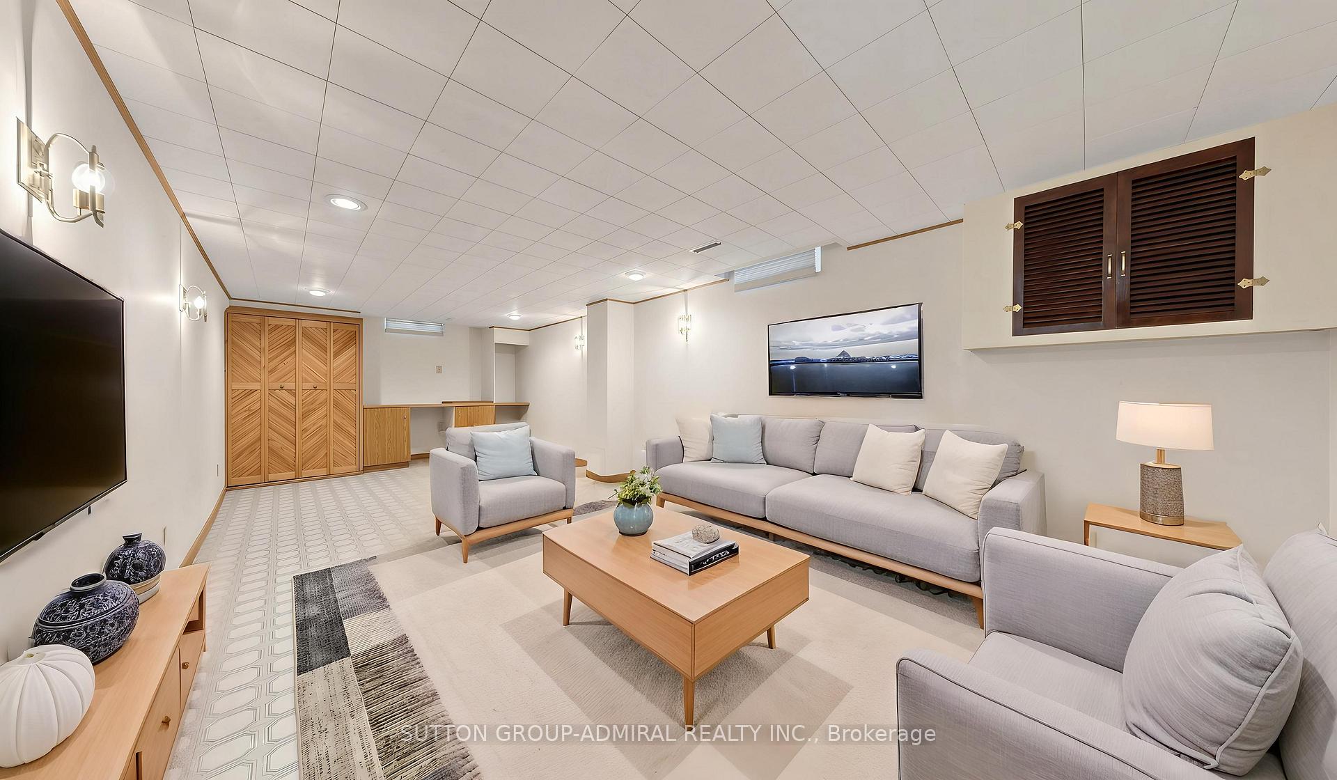 Photo 34 of 160 Marlott Road, Vaughan, Maple — HOMEH
