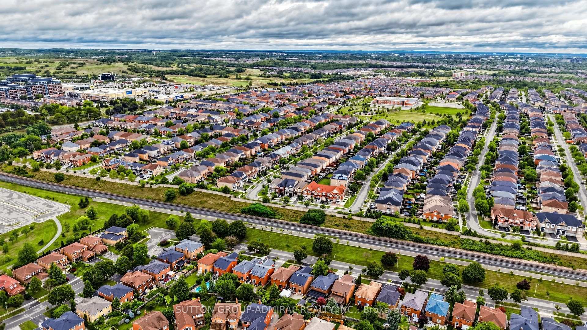 Photo 48 of 160 Marlott Road, Vaughan, Maple — HOMEH
