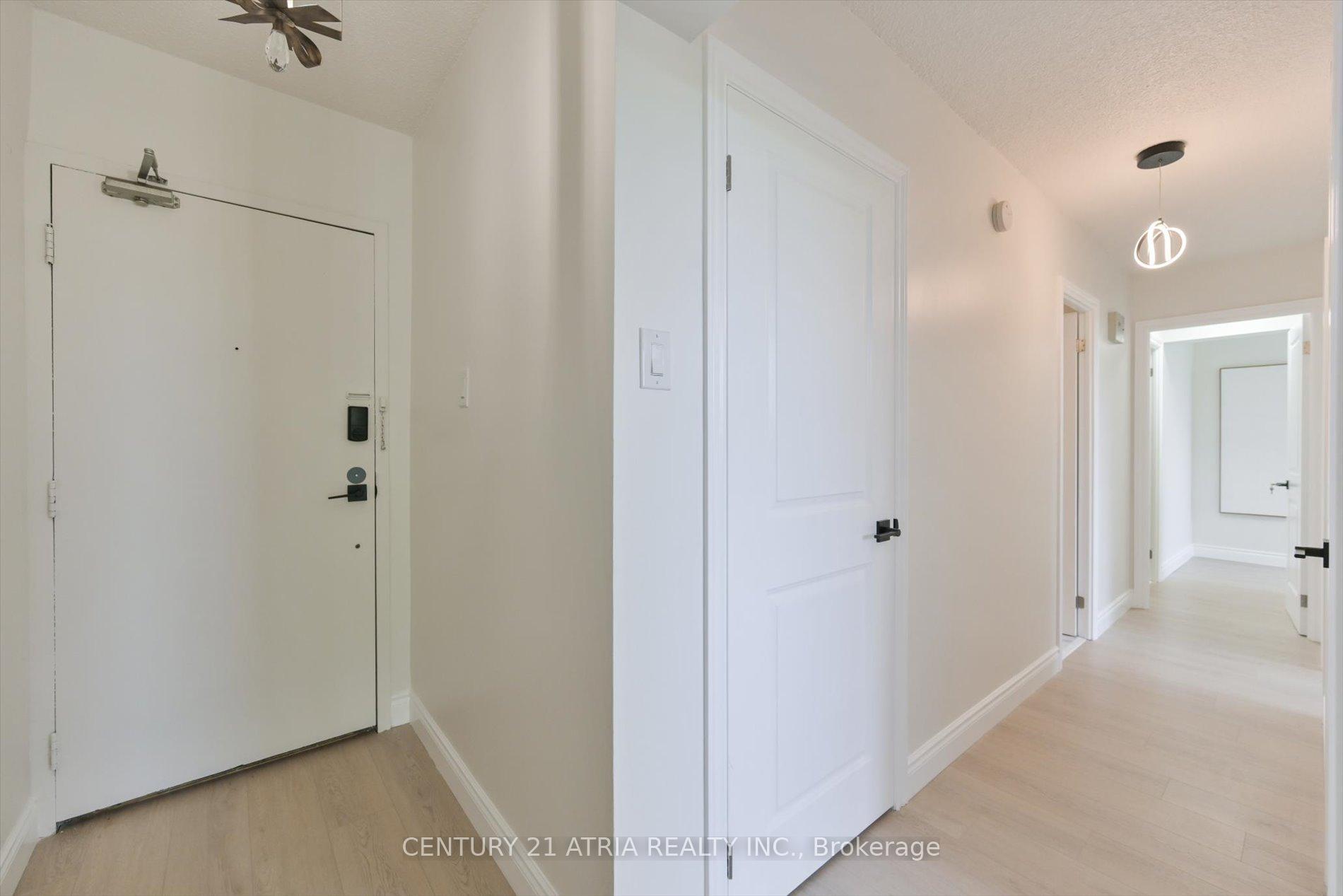 Photo 2 of Unit 207, 4101 Sheppard Avenue E, Scarborough, Agincourt South-Malvern West — HOMEH
