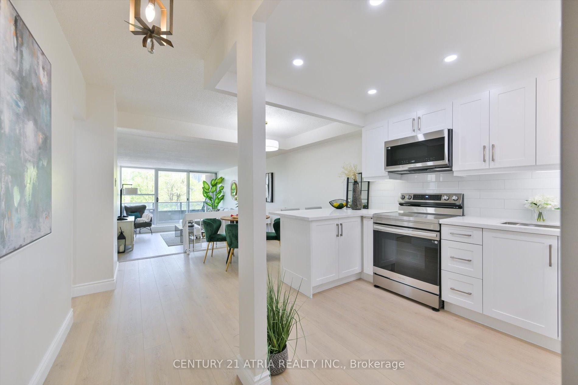 Photo 3 of Unit 207, 4101 Sheppard Avenue E, Scarborough, Agincourt South-Malvern West — HOMEH