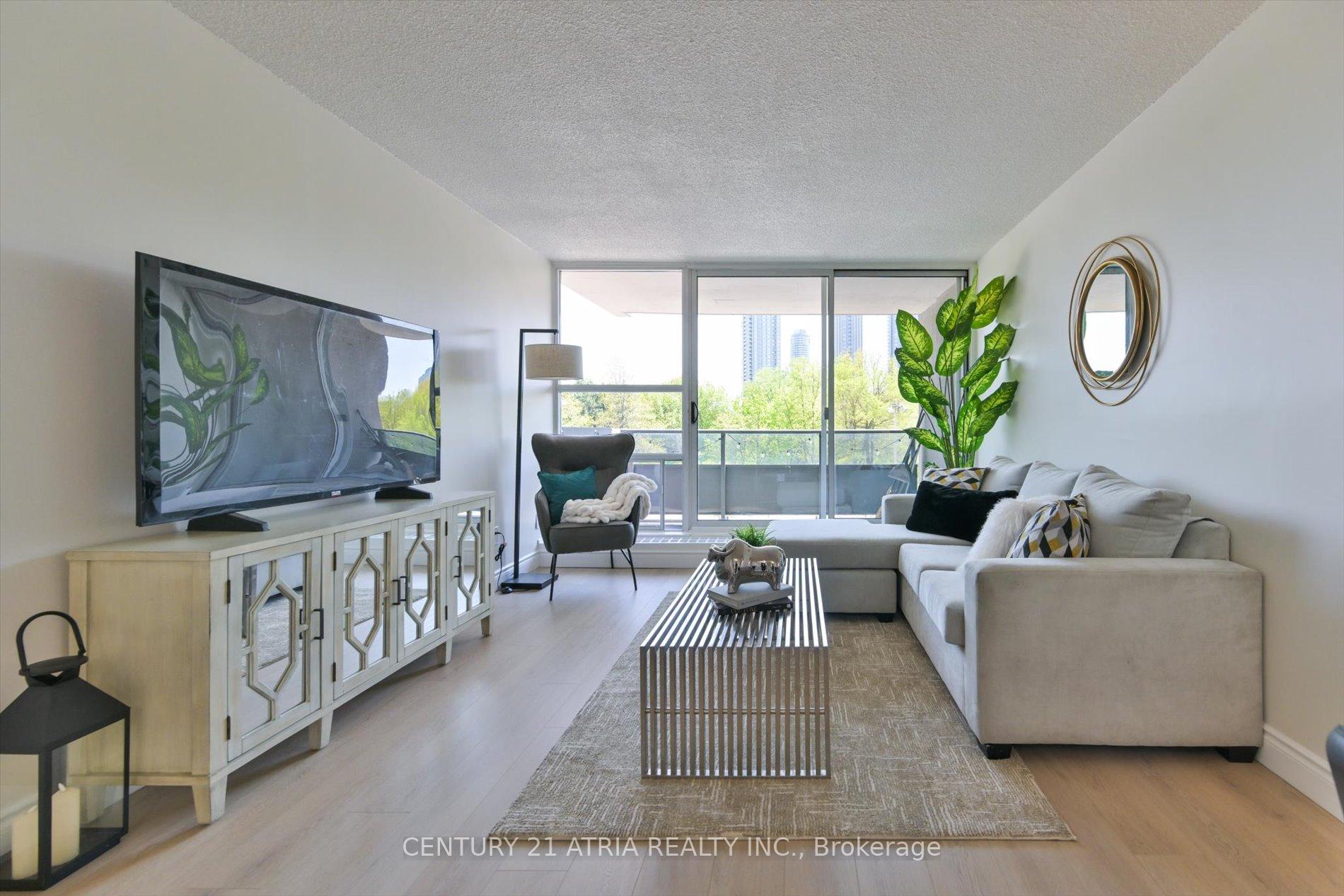 Photo 10 of Unit 207, 4101 Sheppard Avenue E, Scarborough, Agincourt South-Malvern West — HOMEH
