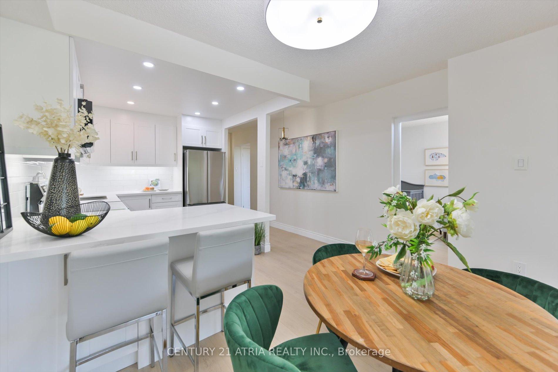 Photo 12 of Unit 207, 4101 Sheppard Avenue E, Scarborough, Agincourt South-Malvern West — HOMEH