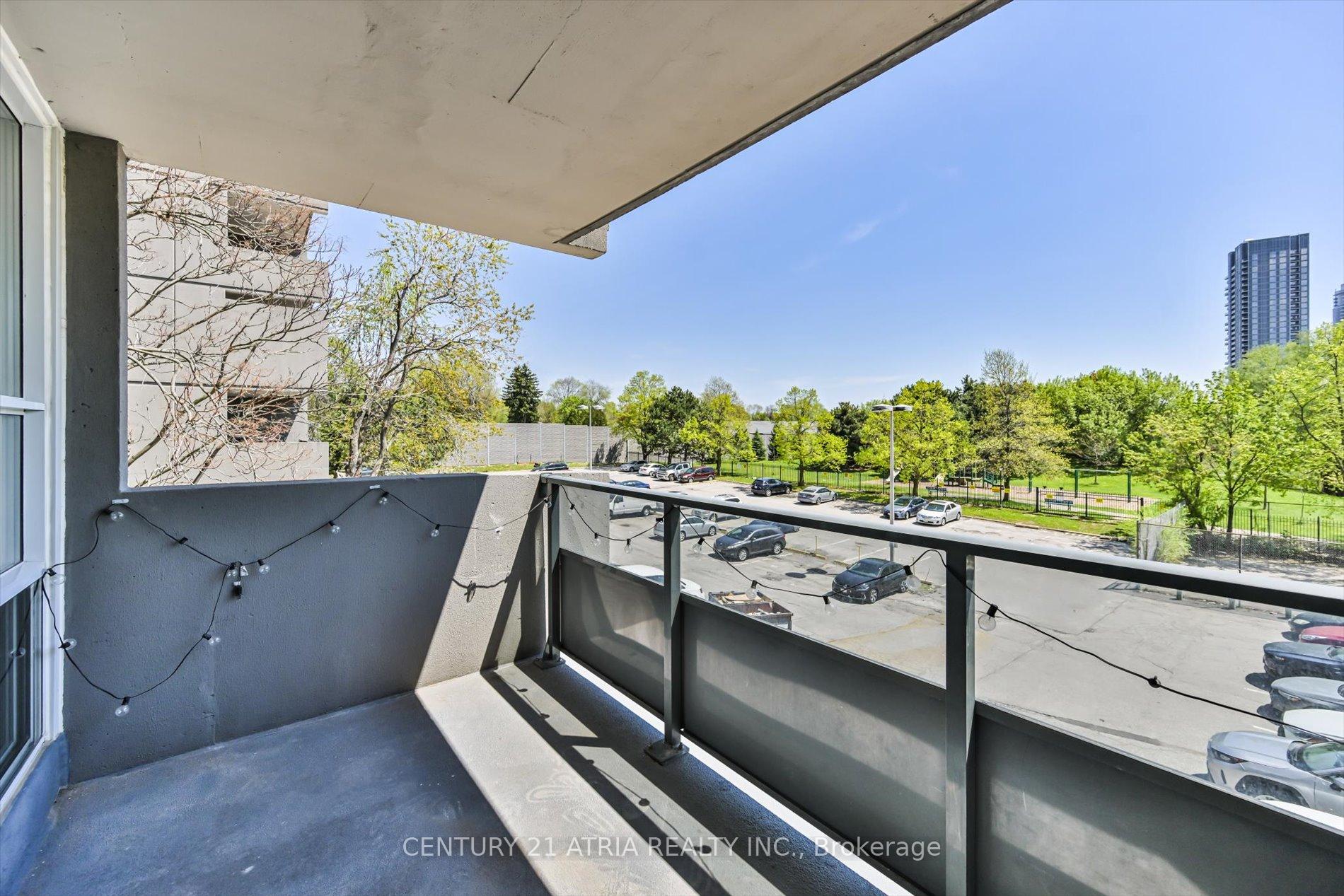 Photo 15 of Unit 207, 4101 Sheppard Avenue E, Scarborough, Agincourt South-Malvern West — HOMEH