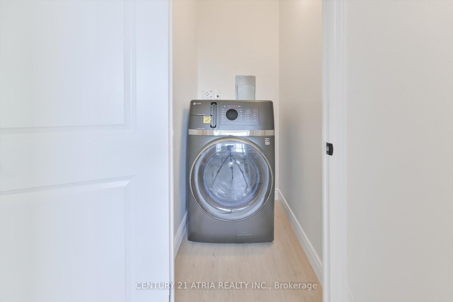 Photo 25 of Unit 207, 4101 Sheppard Avenue E, Scarborough, Agincourt South-Malvern West — HOMEH