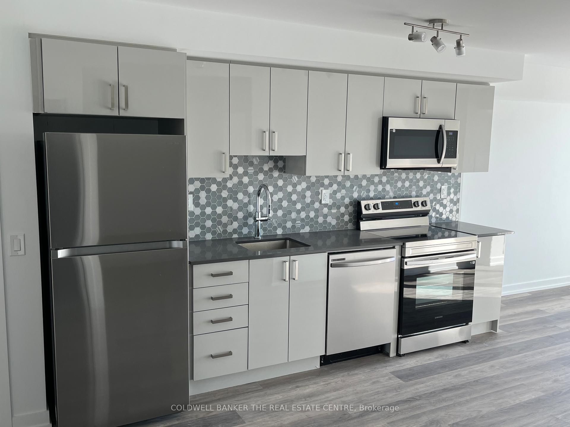 Photo 3 of Unit 1401, 1435 Celebration Drive, Pickering, Bay Ridges — HOMEH