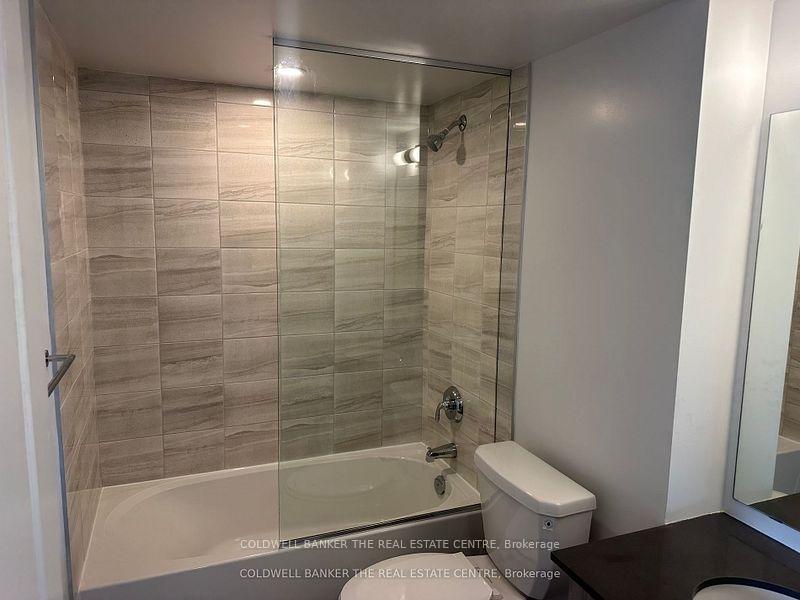 Photo 5 of Unit 1401, 1435 Celebration Drive, Pickering, Bay Ridges — HOMEH