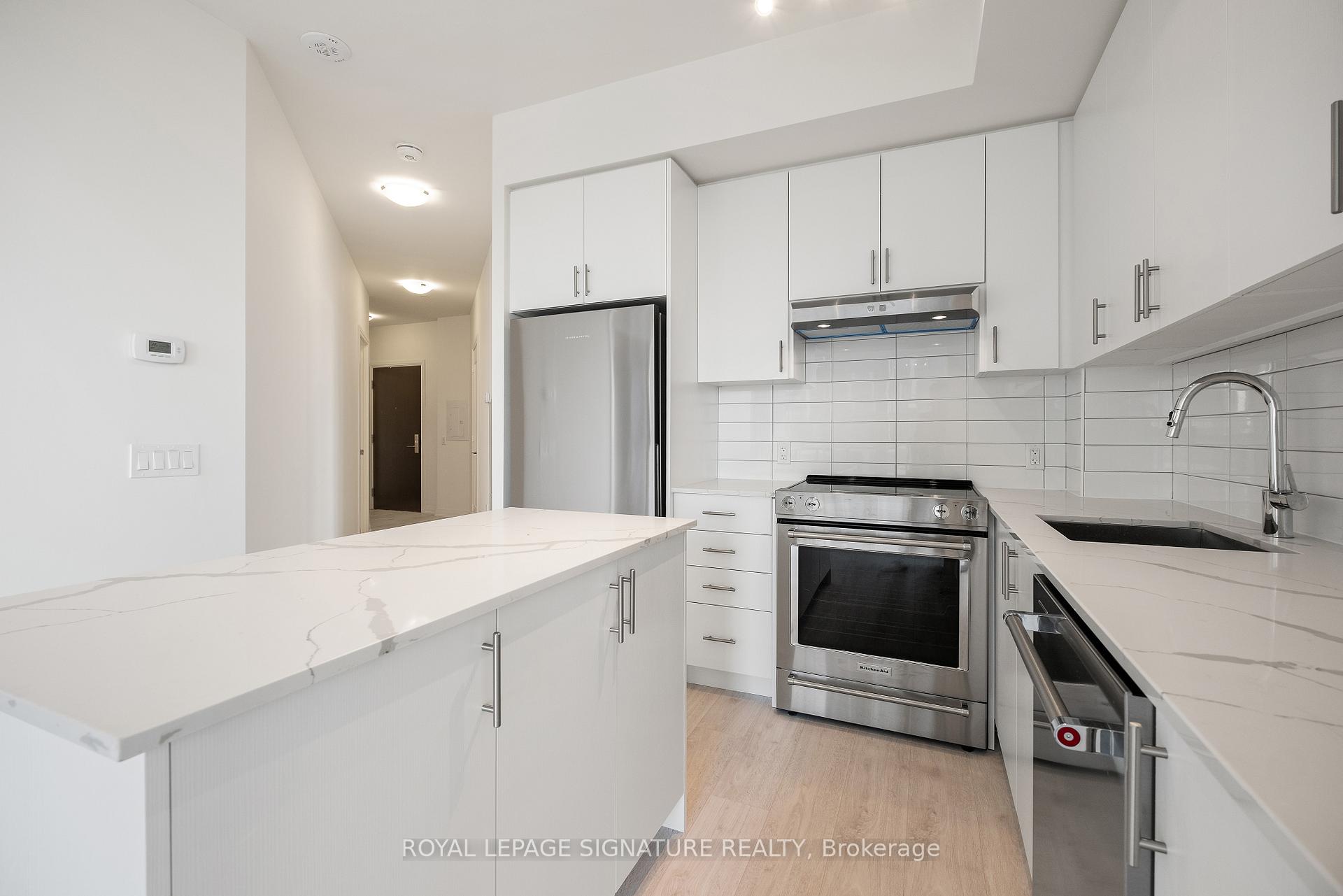 Photo 6 of Unit 602, 9000 Jane Street, Vaughan, Vellore Village — HOMEH