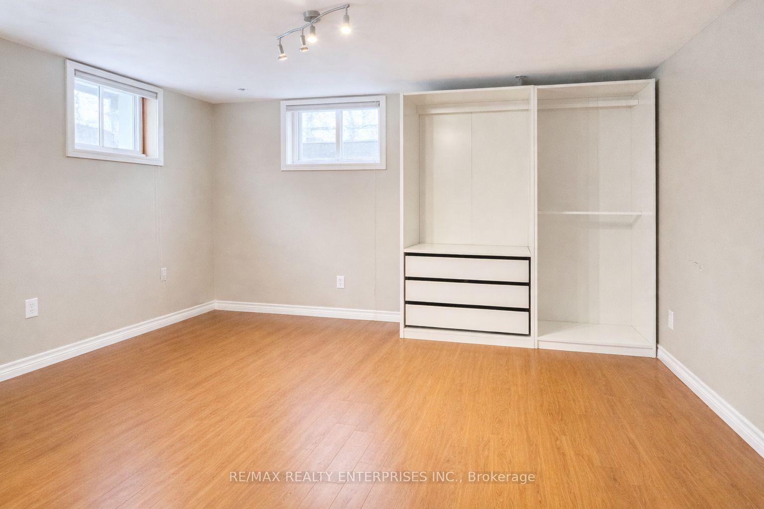 Photo 8 of Unit Lower, 818 Buttonbush Court, Oshawa, Pinecrest — HOMEH