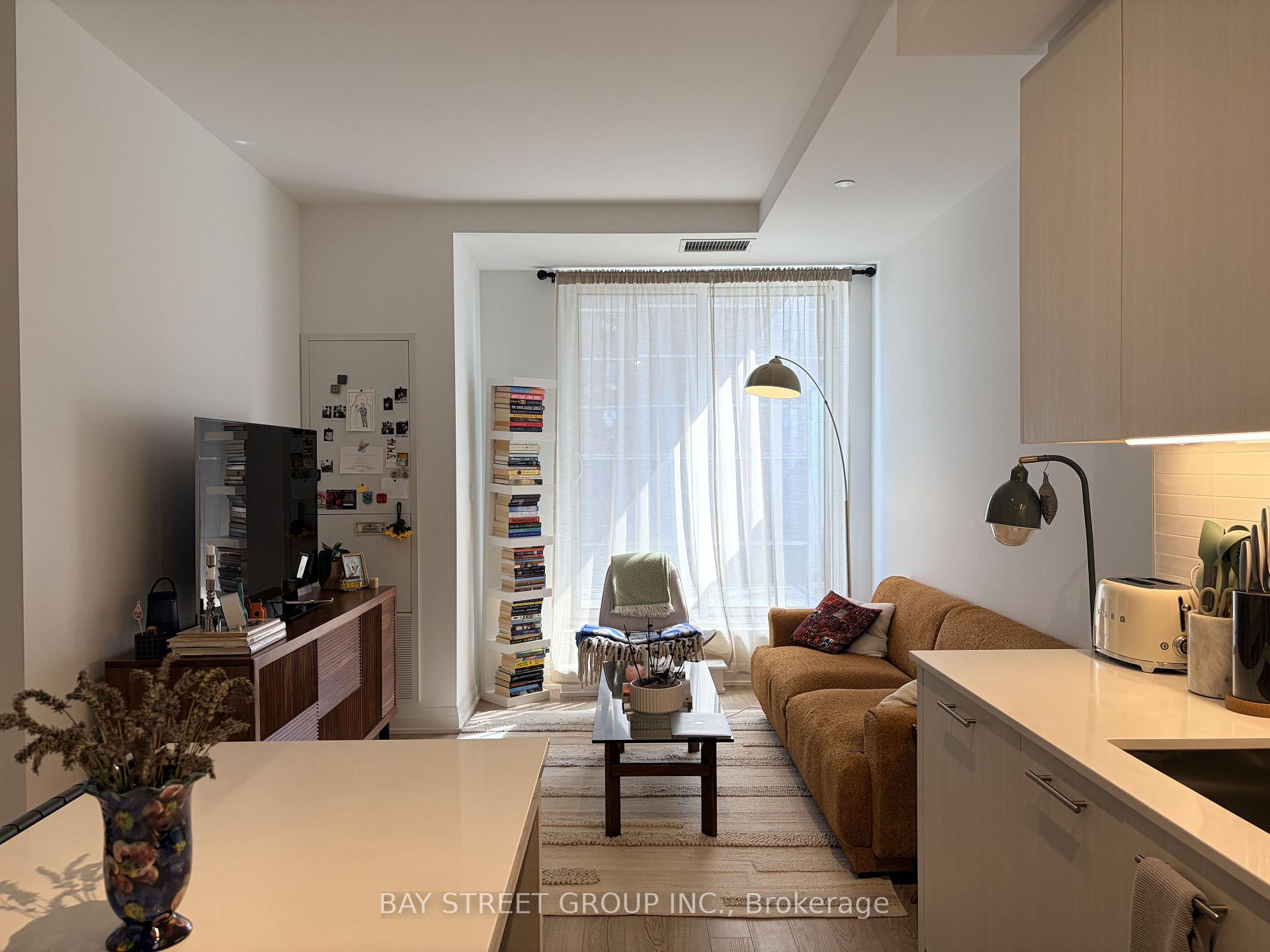 Photo 4 of Unit 508, 286 Main Street, Toronto, East End-Danforth — HOMEH