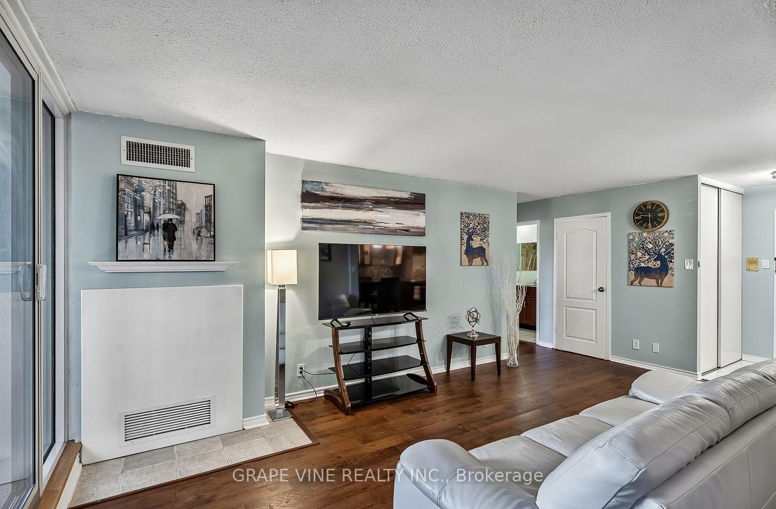 Photo 15 of Unit 504, 2951 Riverside Drive, Ottawa, Mooneys Bay/Riverside Park — HOMEH
