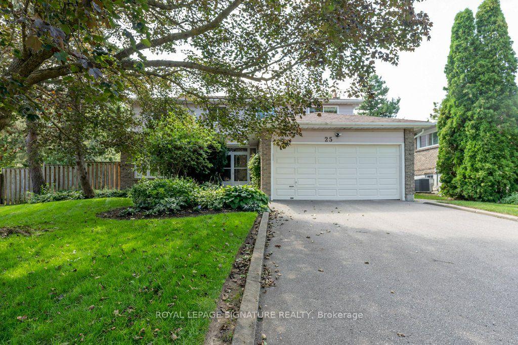 Photo 1 of 25 Stiver Court, Markham, Unionville — HOMEH