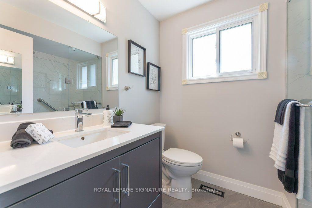 Photo 15 of 25 Stiver Court, Markham, Unionville — HOMEH