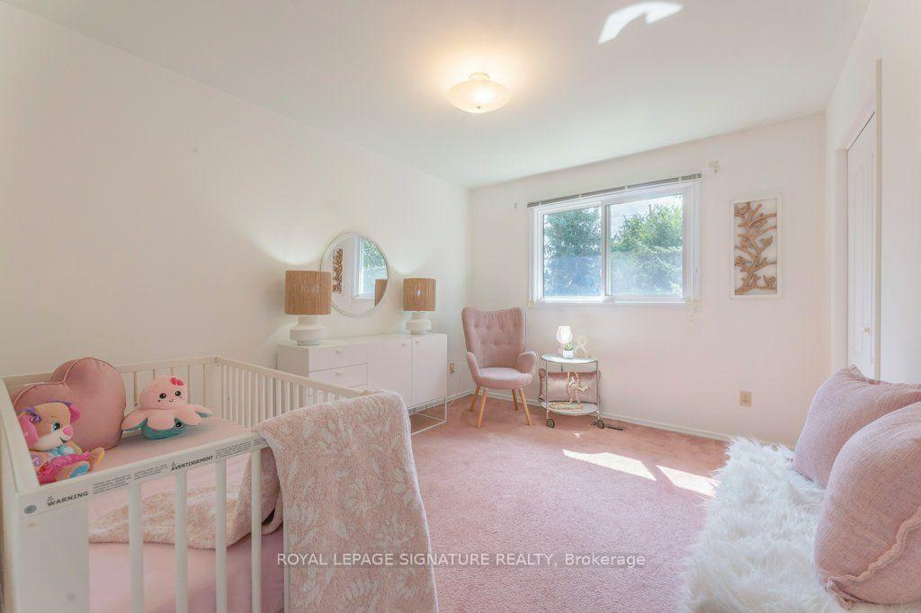 Photo 16 of 25 Stiver Court, Markham, Unionville — HOMEH
