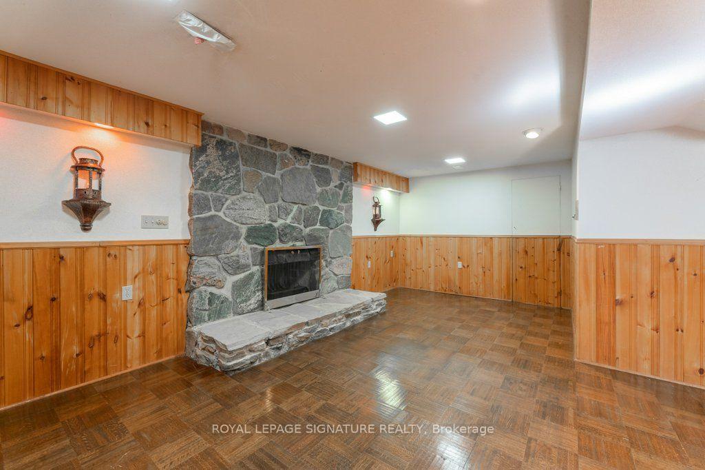 Photo 21 of 25 Stiver Court, Markham, Unionville — HOMEH