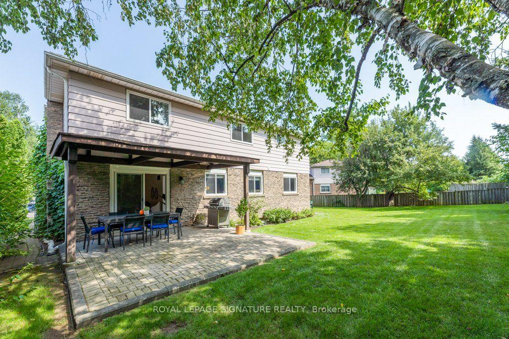 Photo 24 of 25 Stiver Court, Markham, Unionville — HOMEH