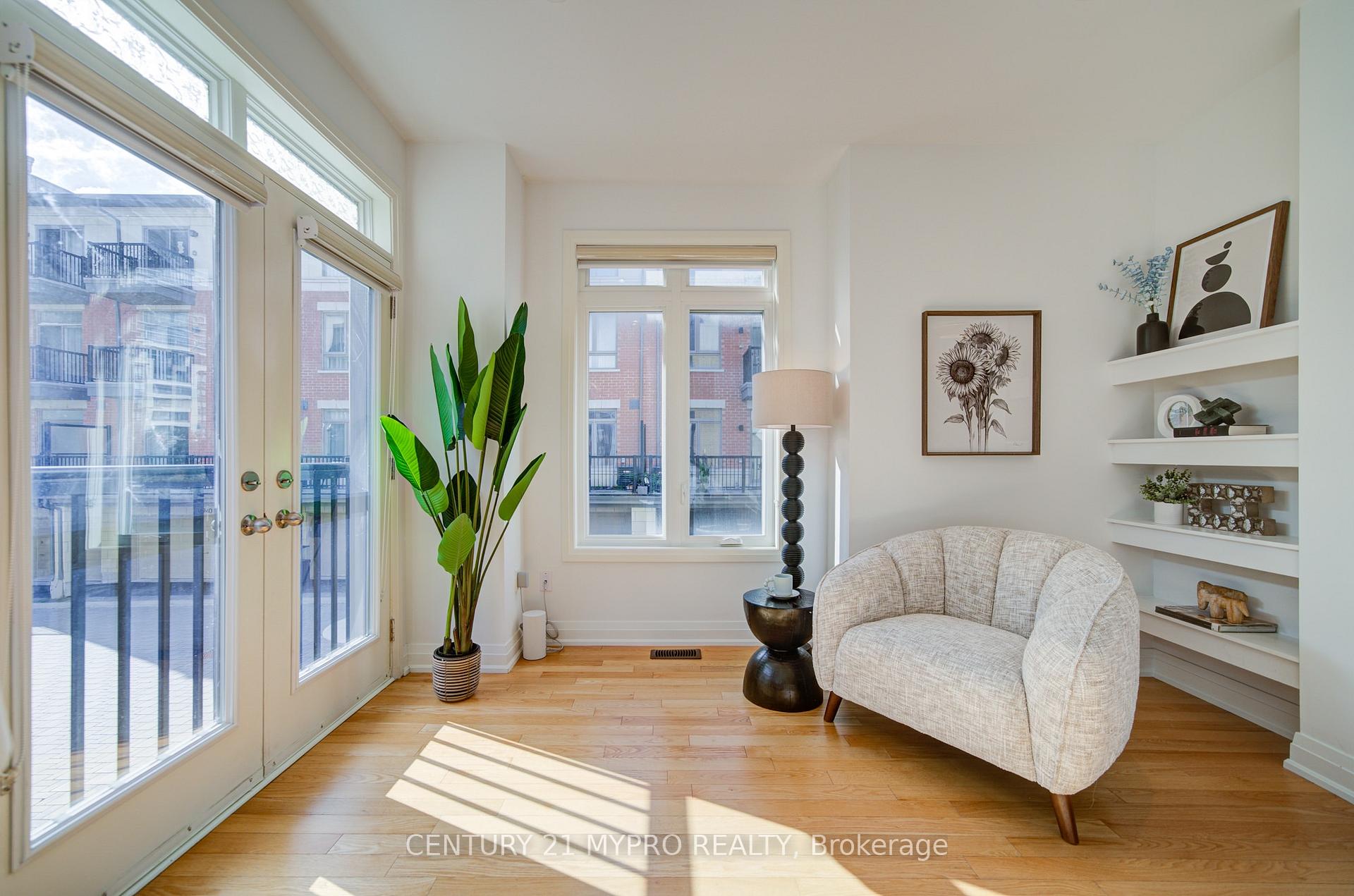 Photo 12 of 40 Teasel Way, Markham, Unionville — HOMEH