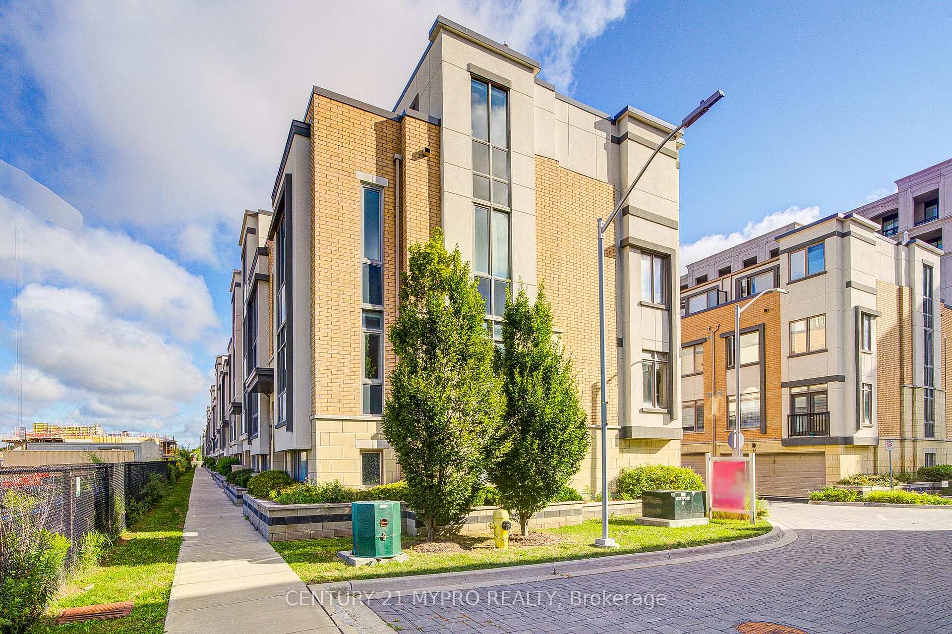 Photo 31 of 40 Teasel Way, Markham, Unionville — HOMEH