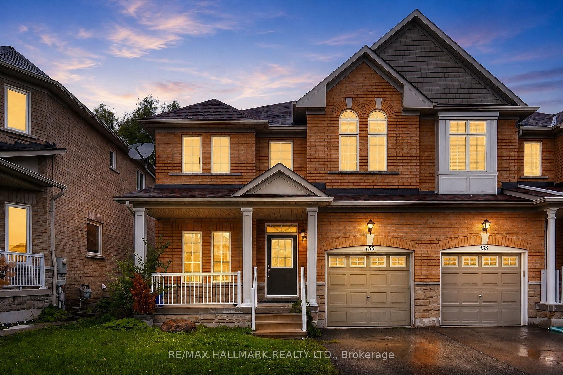 Photo 1 of 135 Maroon Drive, Richmond Hill, Oak Ridges Lake Wilcox — HOMEH