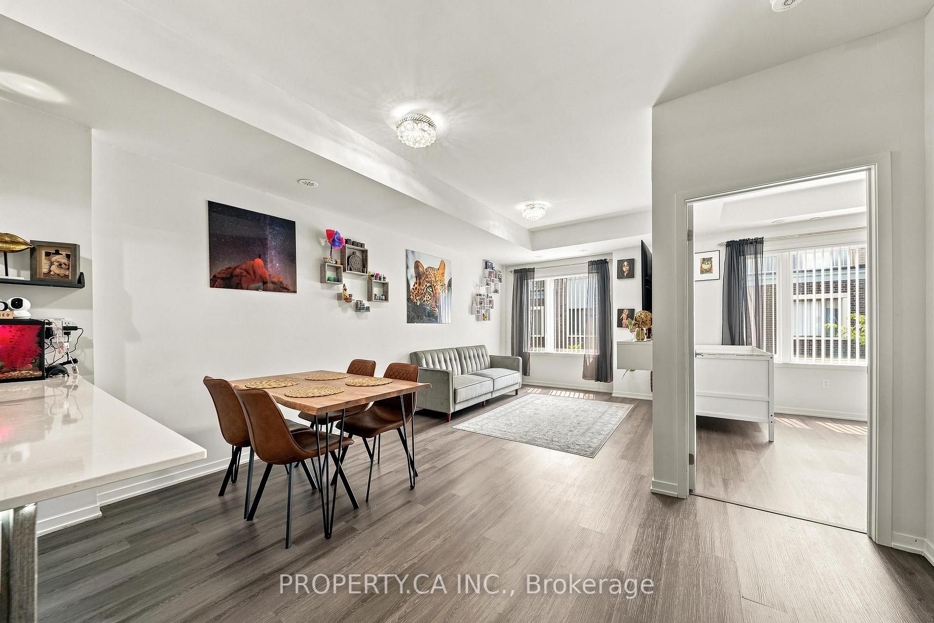 Photo 5 of Unit 86, 20 William Jackson Way, Etobicoke, New Toronto — HOMEH