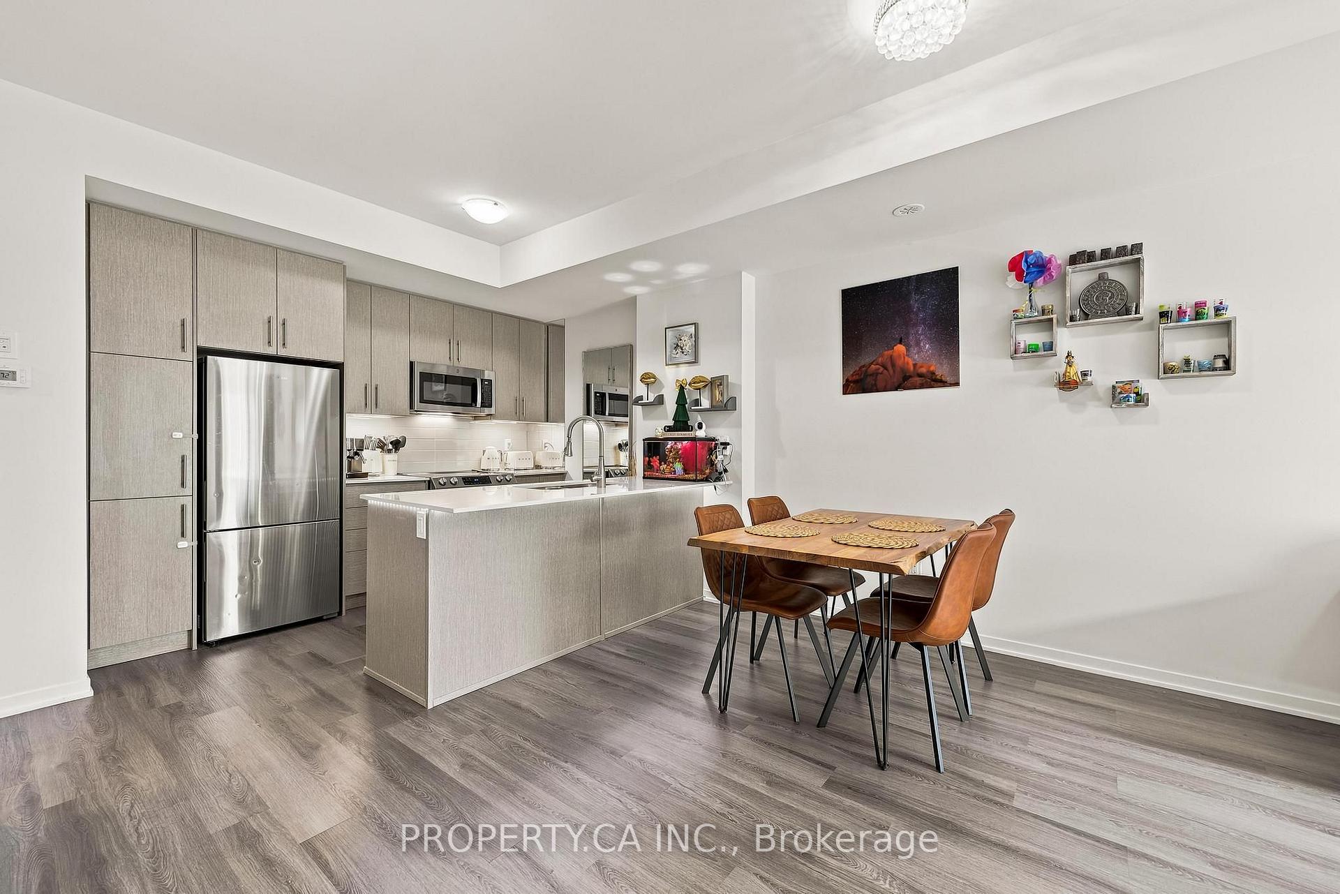 Photo 3 of Unit 86, 20 William Jackson Way, Etobicoke, New Toronto — HOMEH