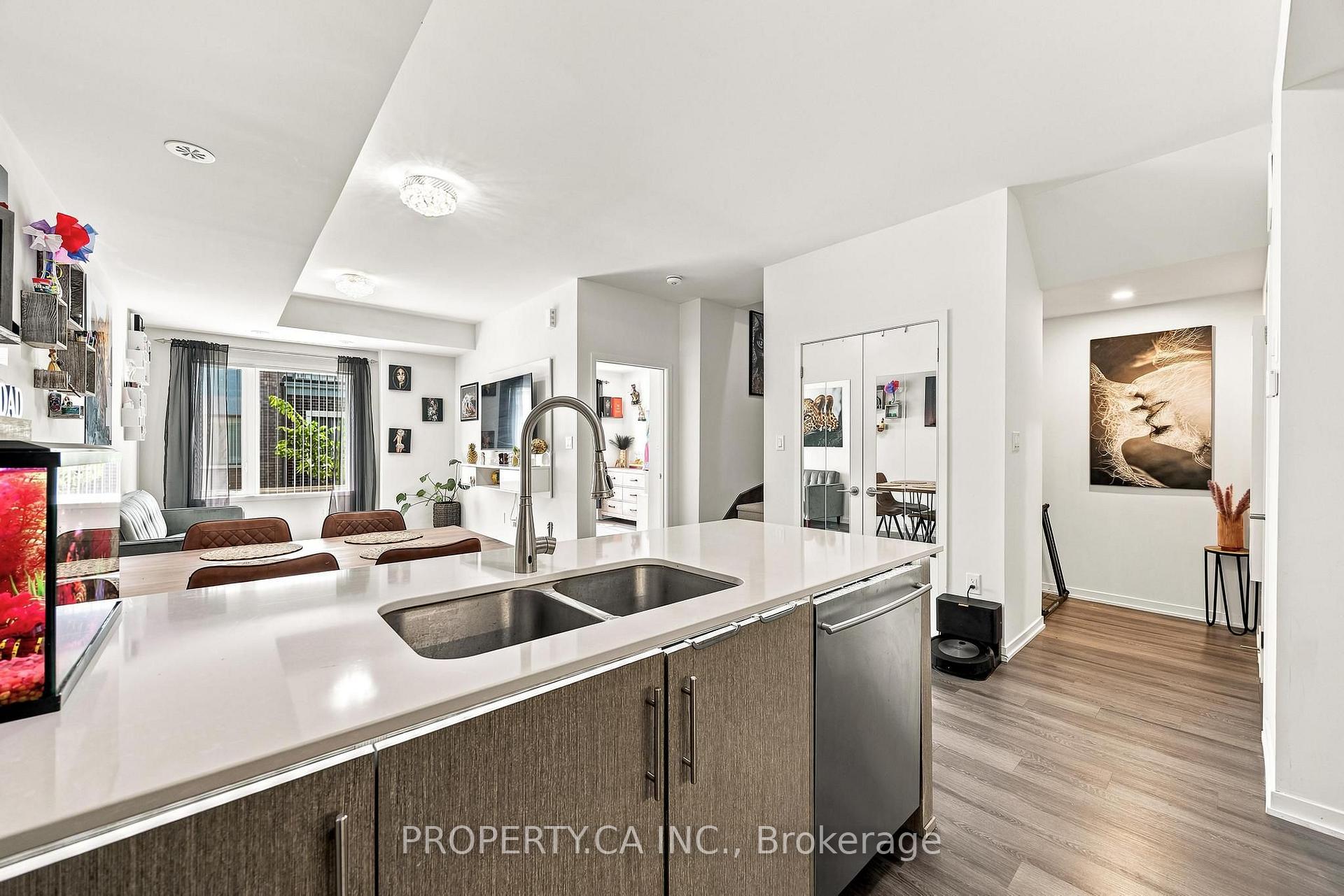 Photo 14 of Unit 86, 20 William Jackson Way, Etobicoke, New Toronto — HOMEH